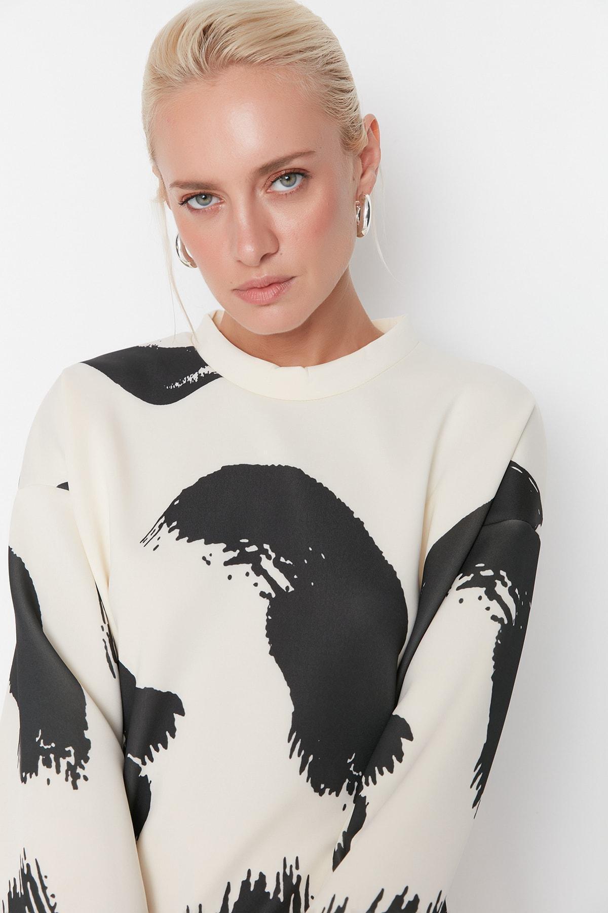 Trendyol - White Print Crew Neck Sweatshirt