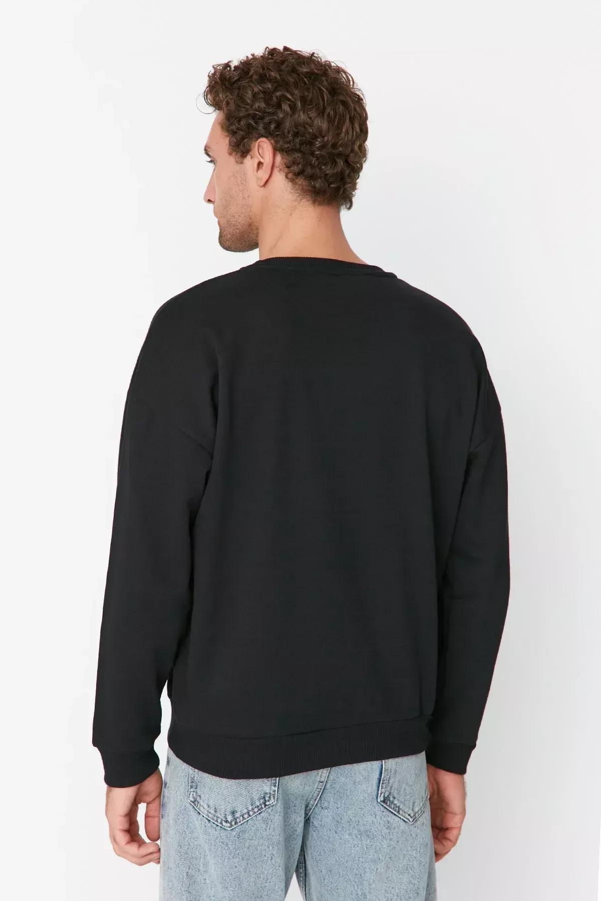 Black Crew Neck Oversize Sweatshirt, , large image number 4