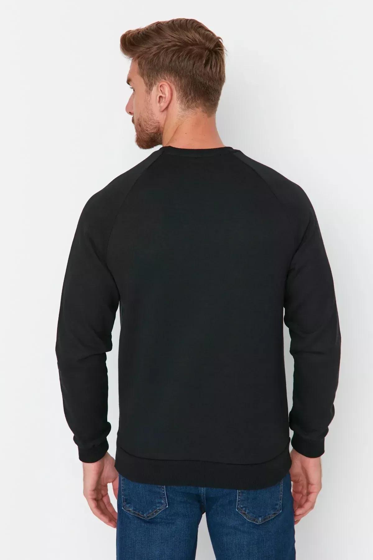 Black Crew Neck Sweatshirt, Black, large image number 4