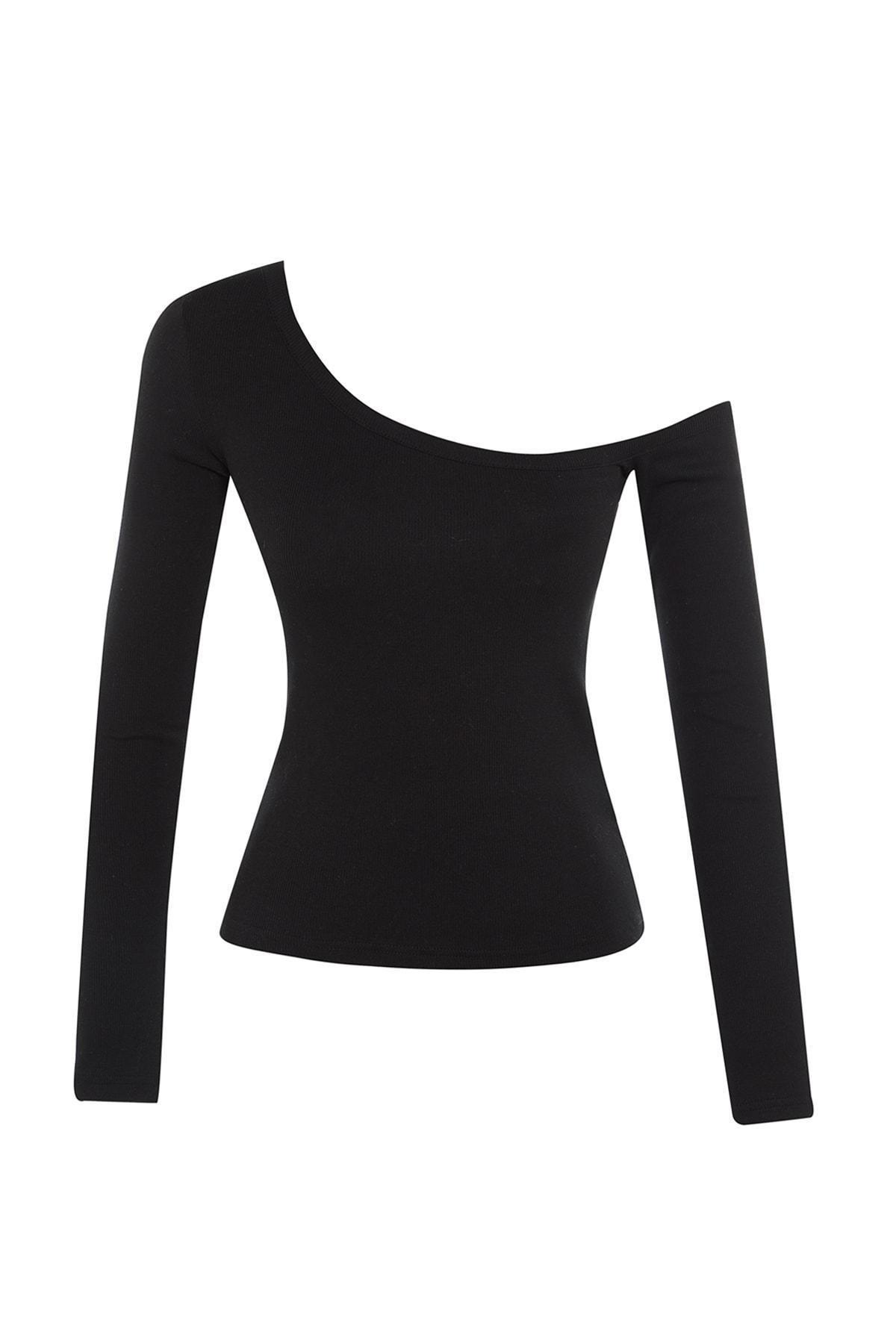 Black Fitted Blouse, , large image number 5