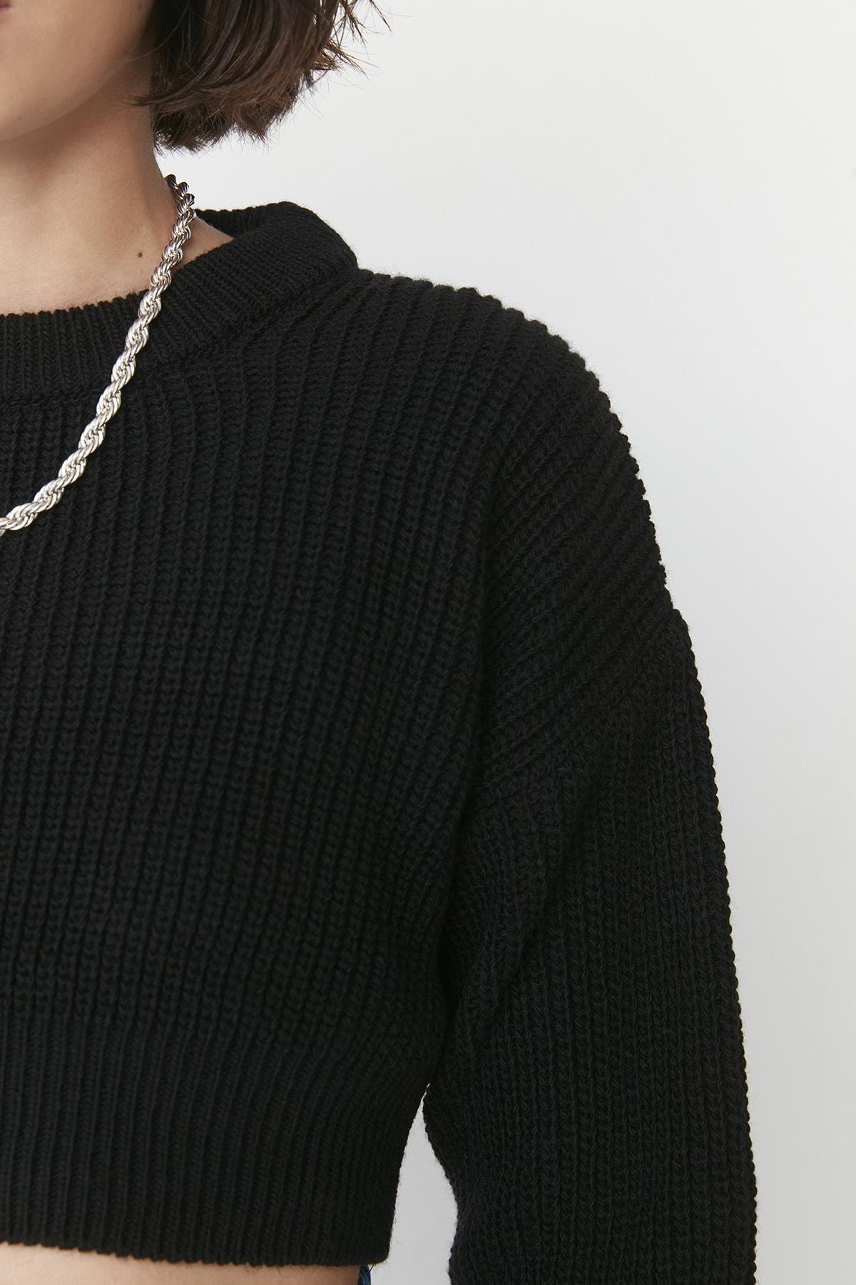 Black Crew Neck Sweater, , large image number 3