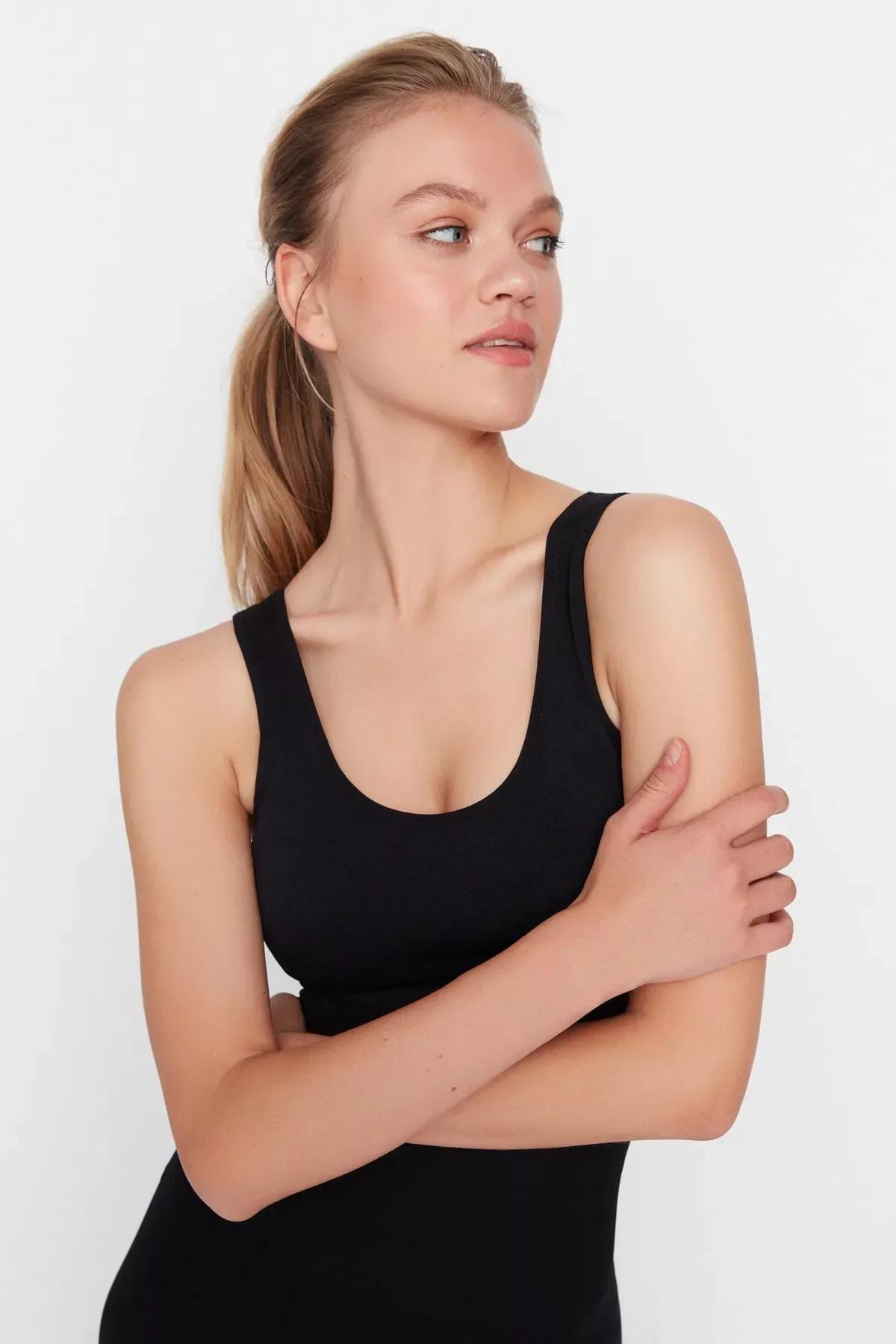 Black Crop Sports Bra, Black, large image number 3