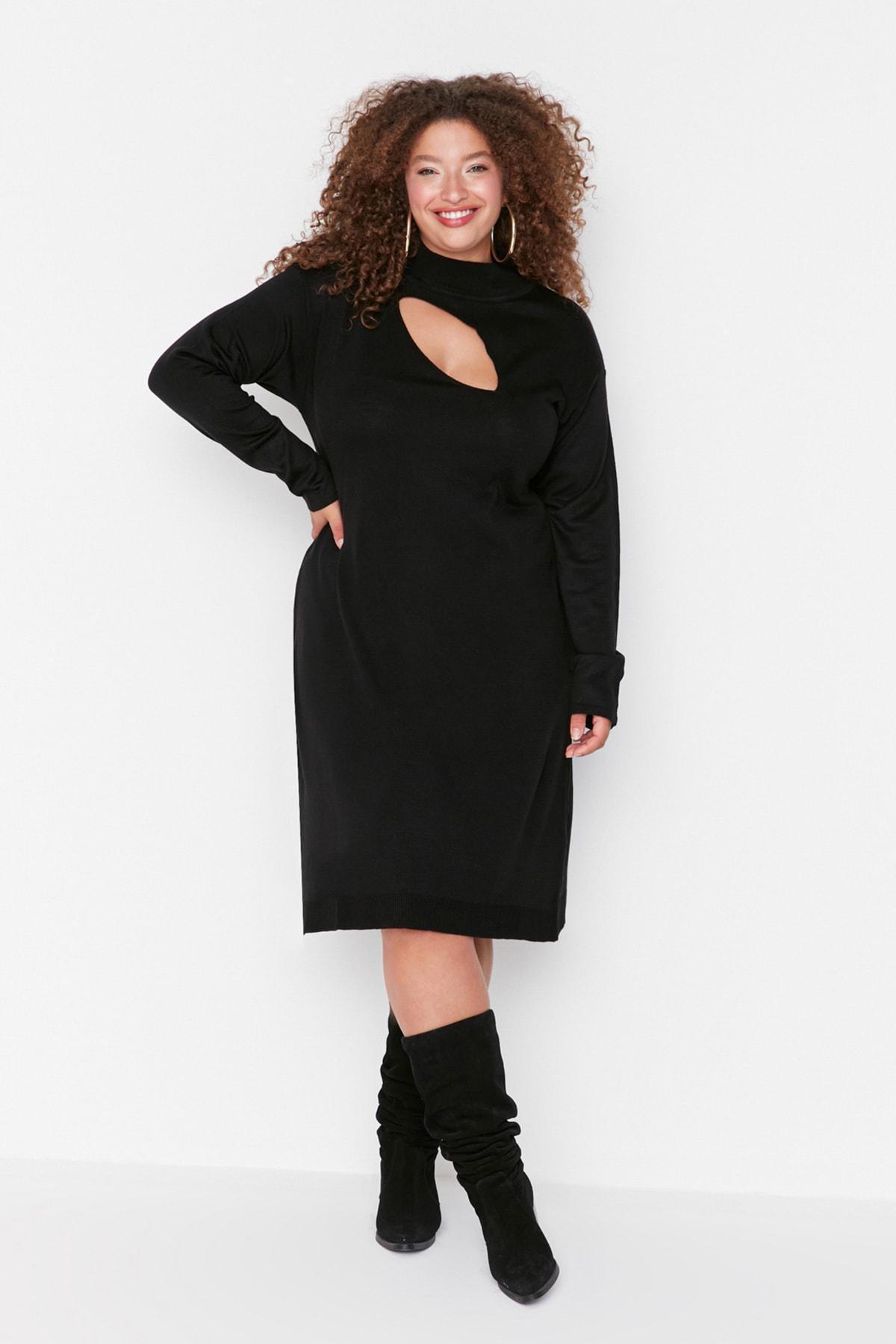 Trendyol - Black Shift High Neck Plus Size Dress