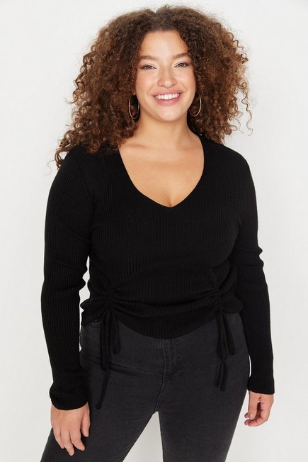 Trendyol - Black Fitted V-Neck Plus Size Sweater