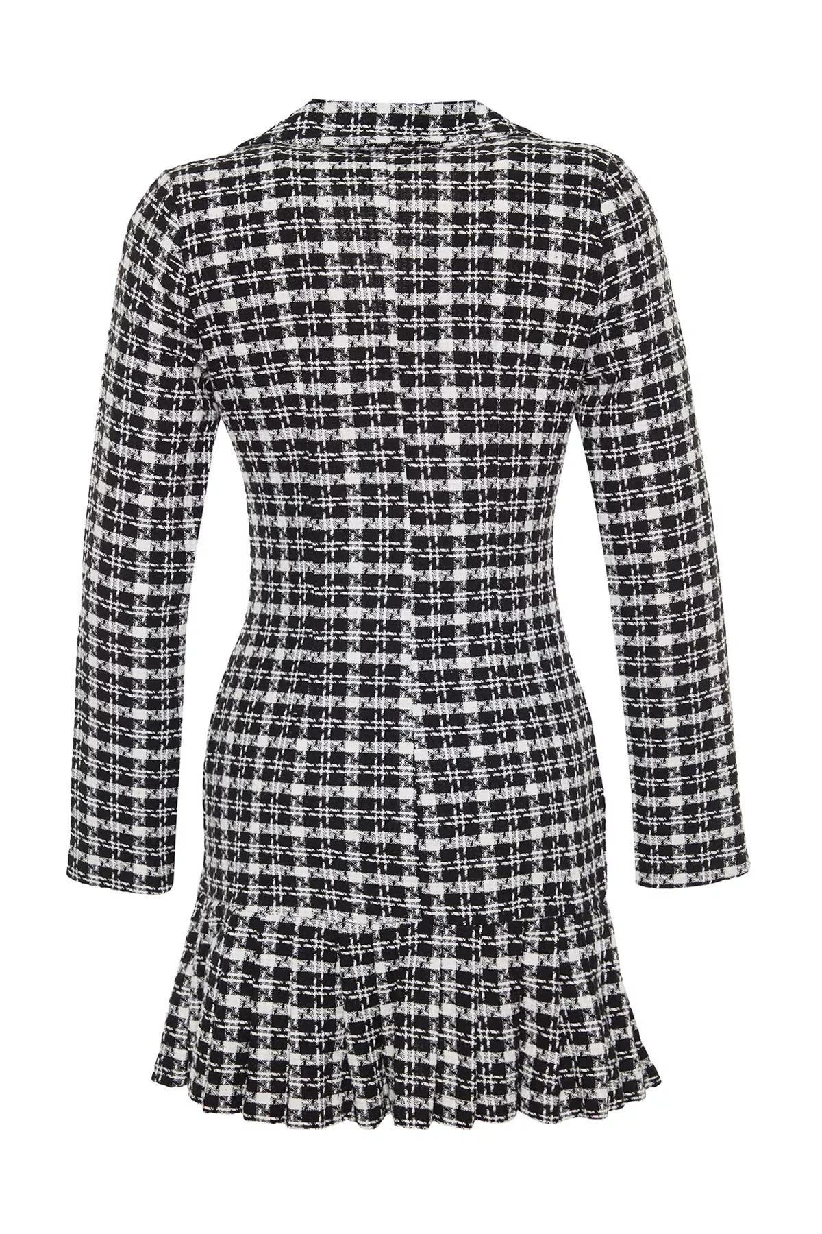 Black Buttoned Ruffled Knit Dress, BLACK, large image number 7