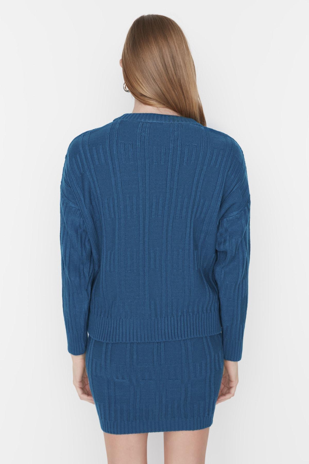 Blue Knitted Crew Neck Co-Ord Set, , large image number 4