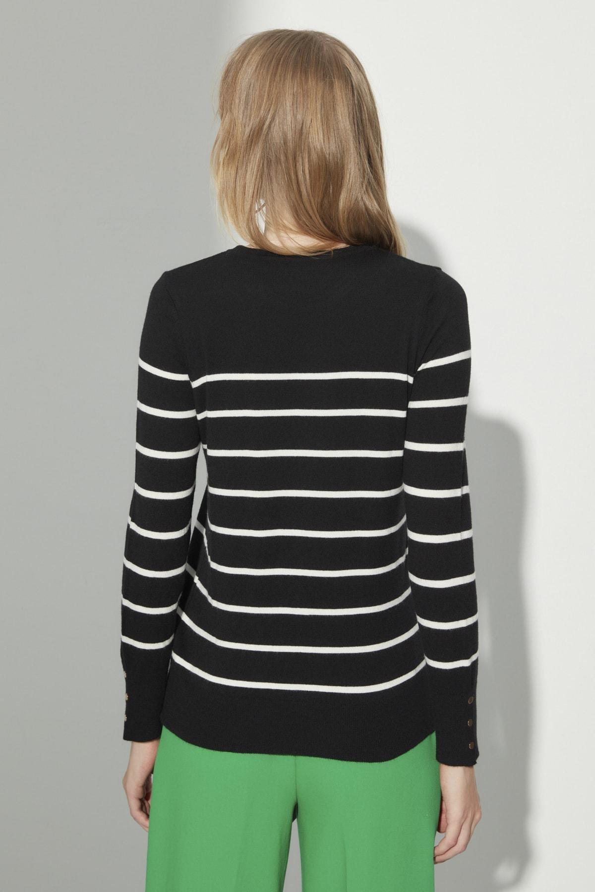 Trendyol - Black Striped Sweater