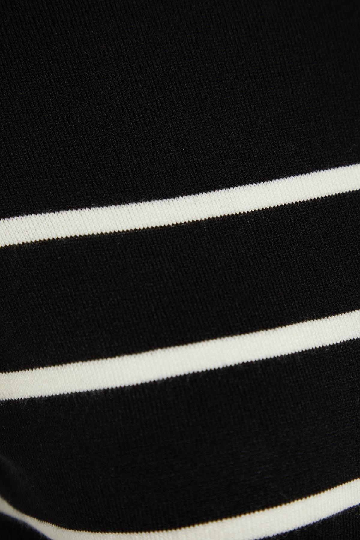 Trendyol - Black Striped Sweater