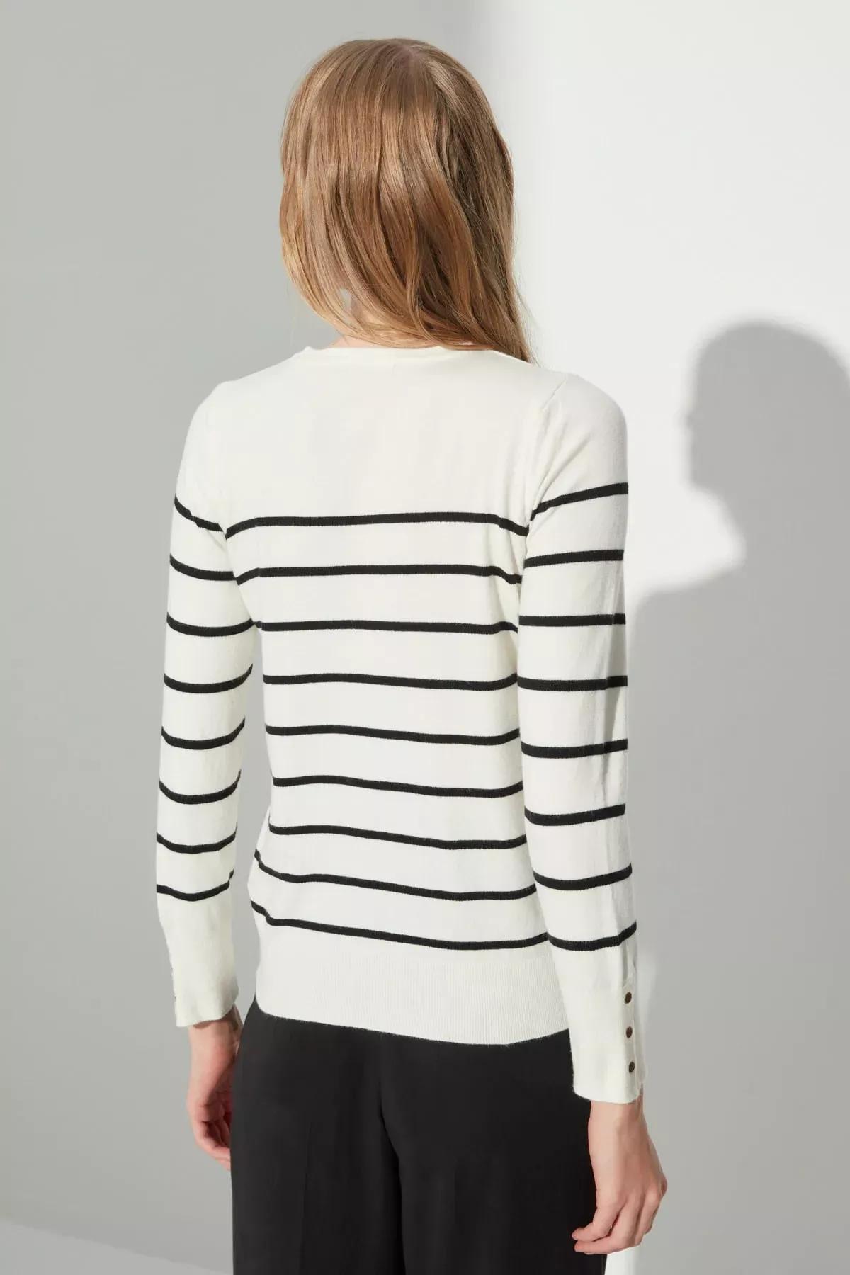 Ecru Striped Crew Neck Slim Sweater, , large image number 4