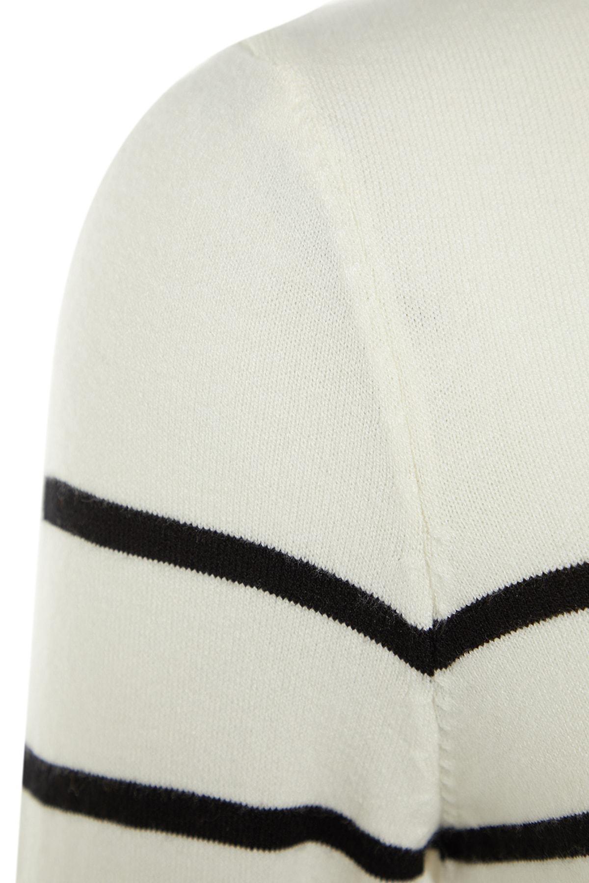 Ecru Striped Crew Neck Slim Sweater, , large image number 7