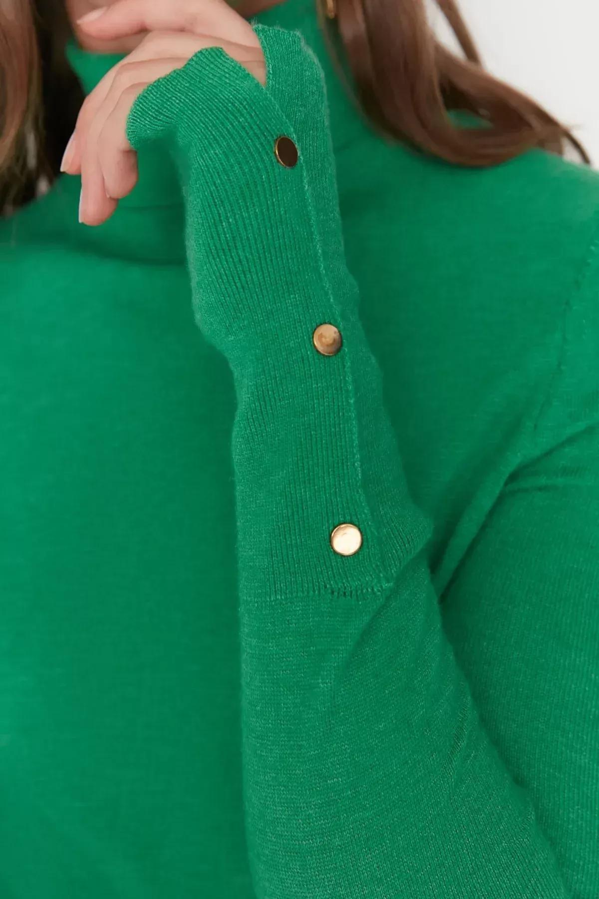 Green Turtleneck Slim Sweater, Green, large image number 2