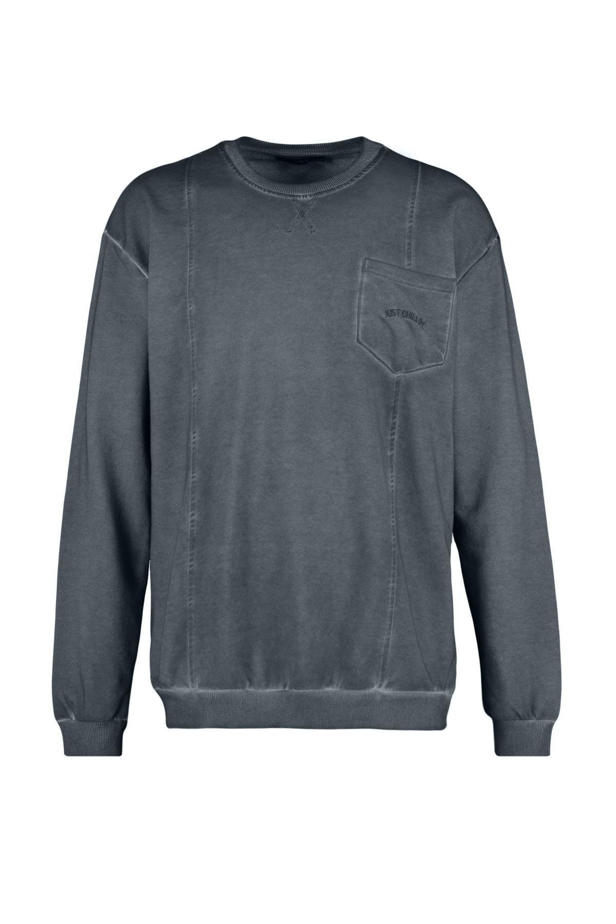 Trendyol - Grey Relaxed Print Crew Neck Sweatshirt