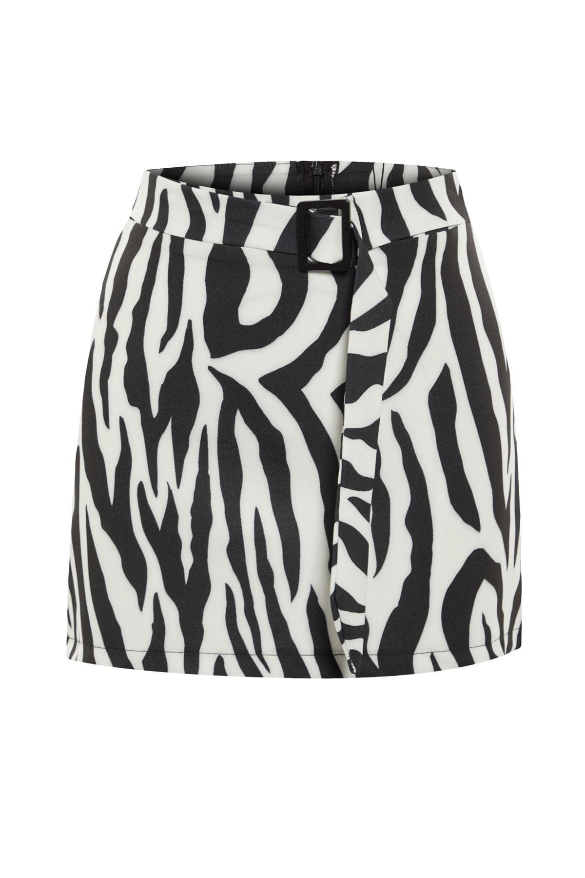 Trendyol - Black Animal Print Mini Skirt