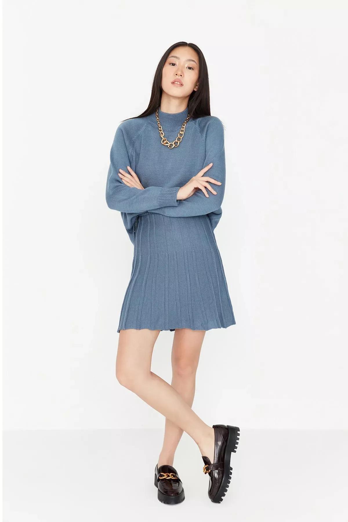 Blue Pleated Skirt Knit Set, Blue, medium