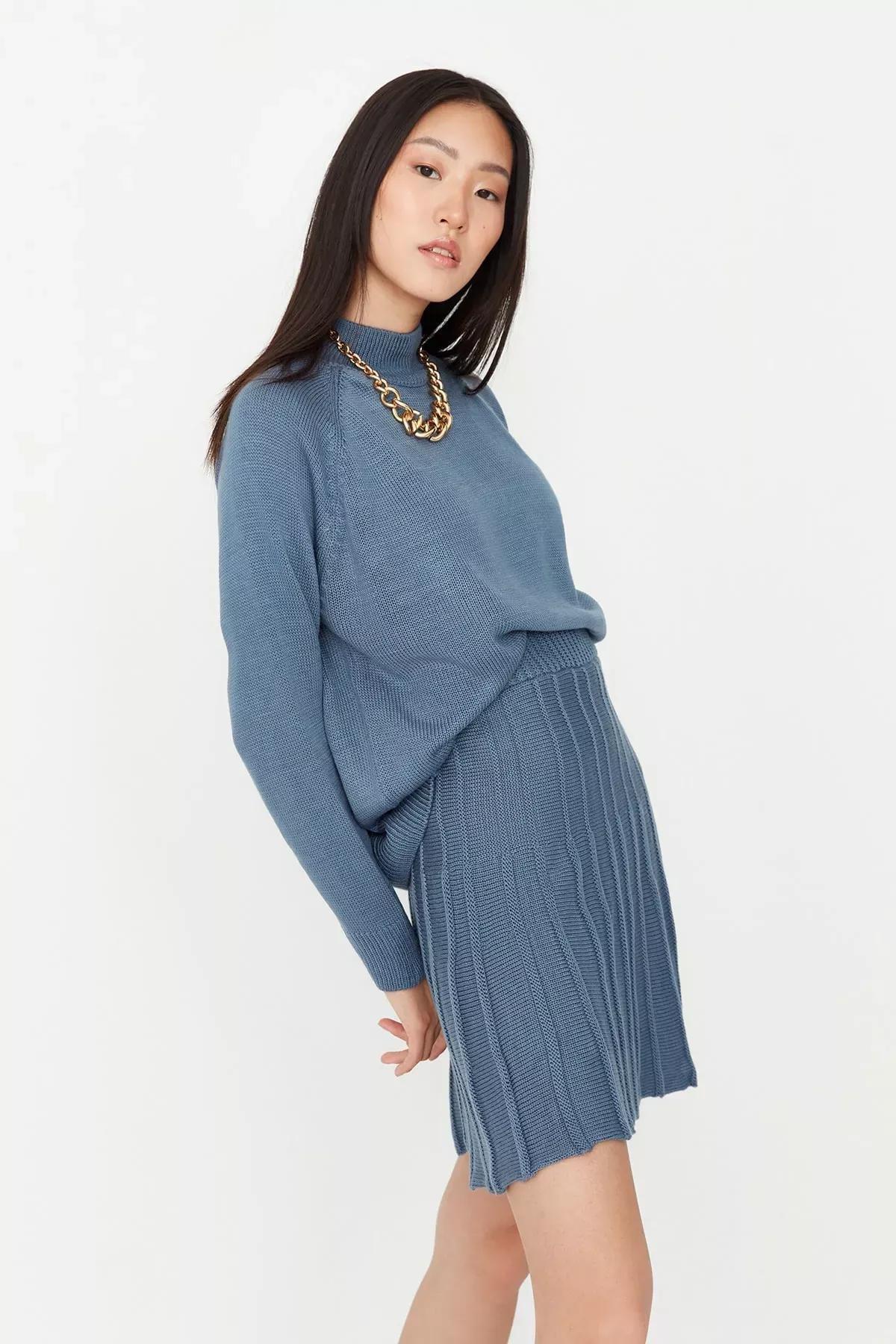 Blue Pleated Skirt Knit Set, Blue, medium
