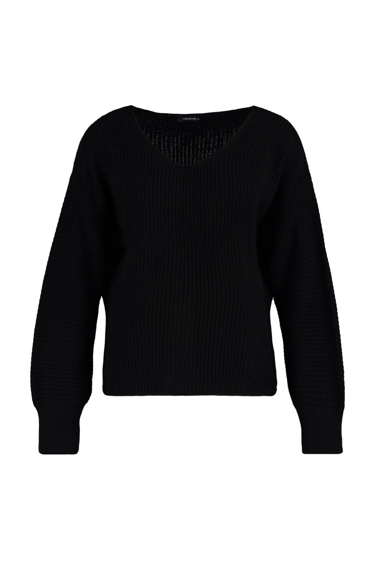 Black V-Neck Plus Size Sweater, , large image number 6