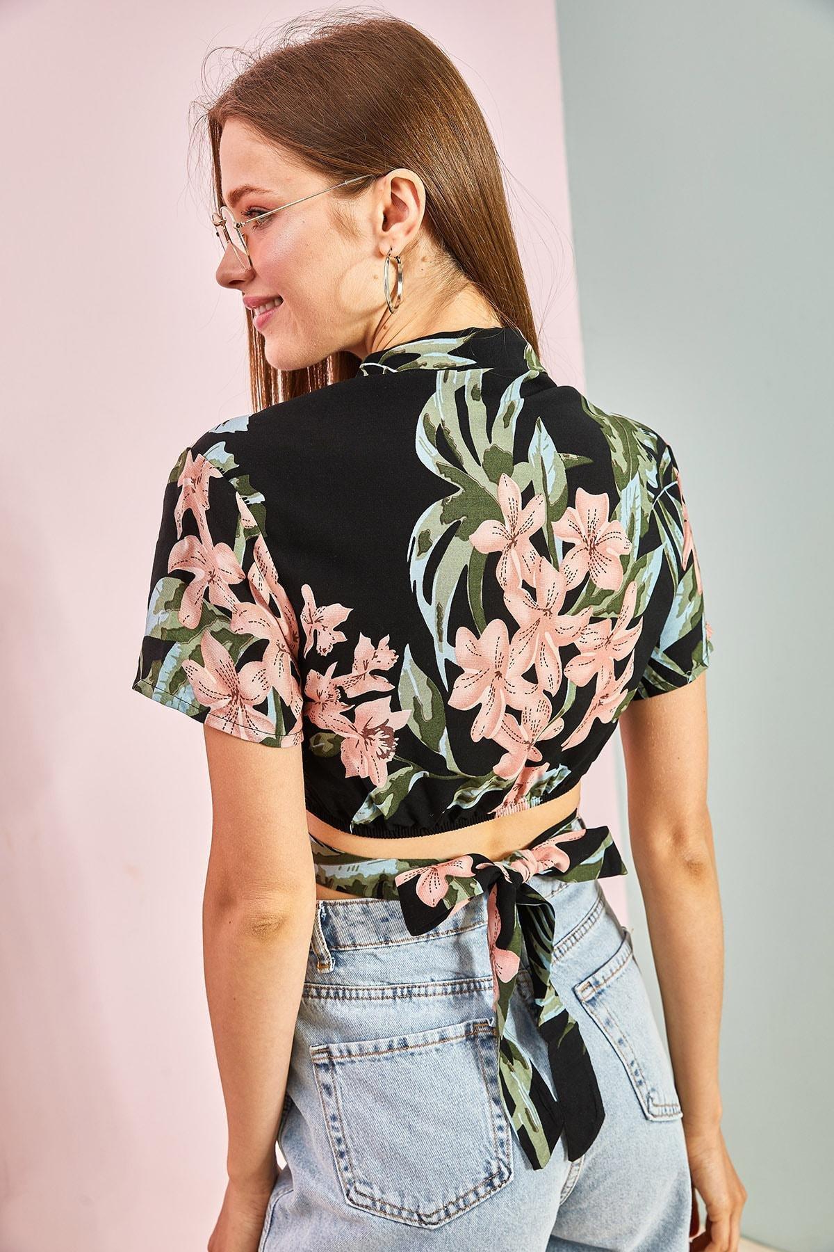 Black Ring Detail Tied Crop Shirt, , large image number 2