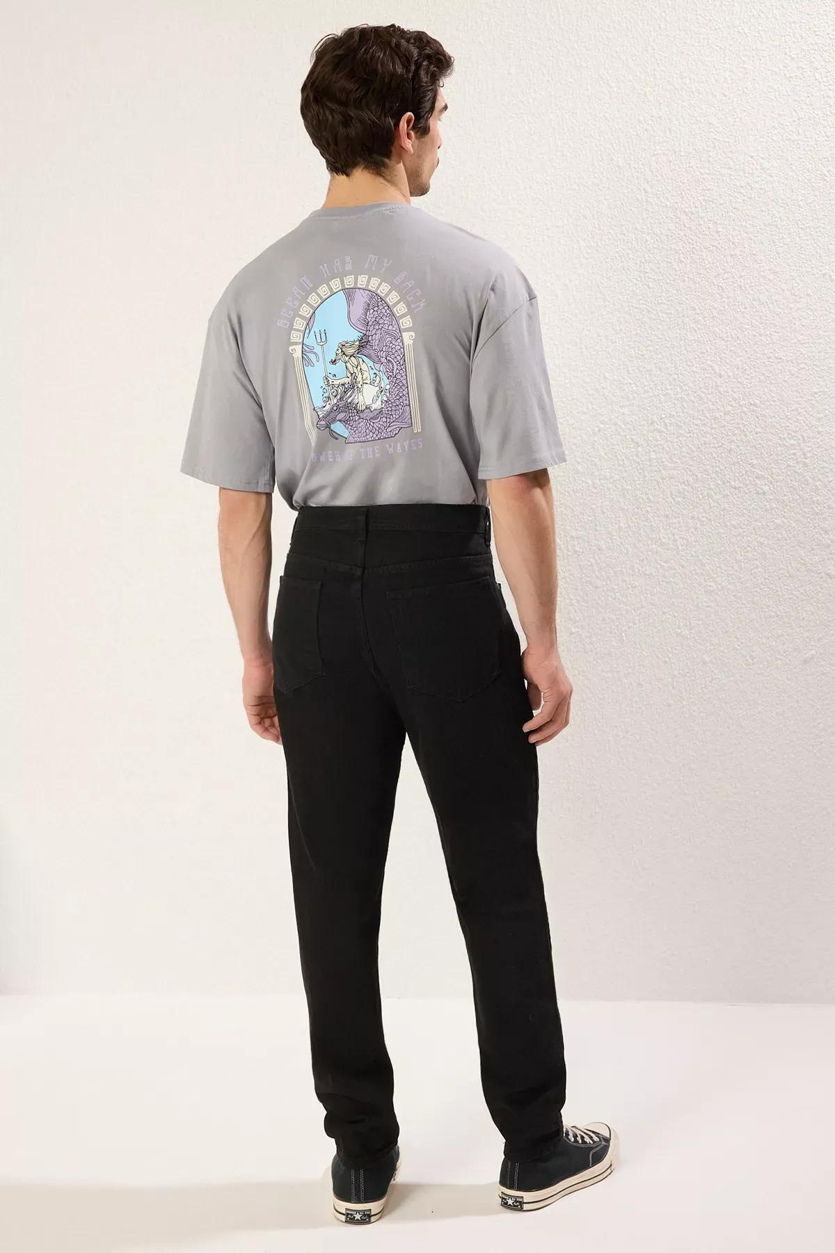 Black Essential Fit Jeans, , large image number 4