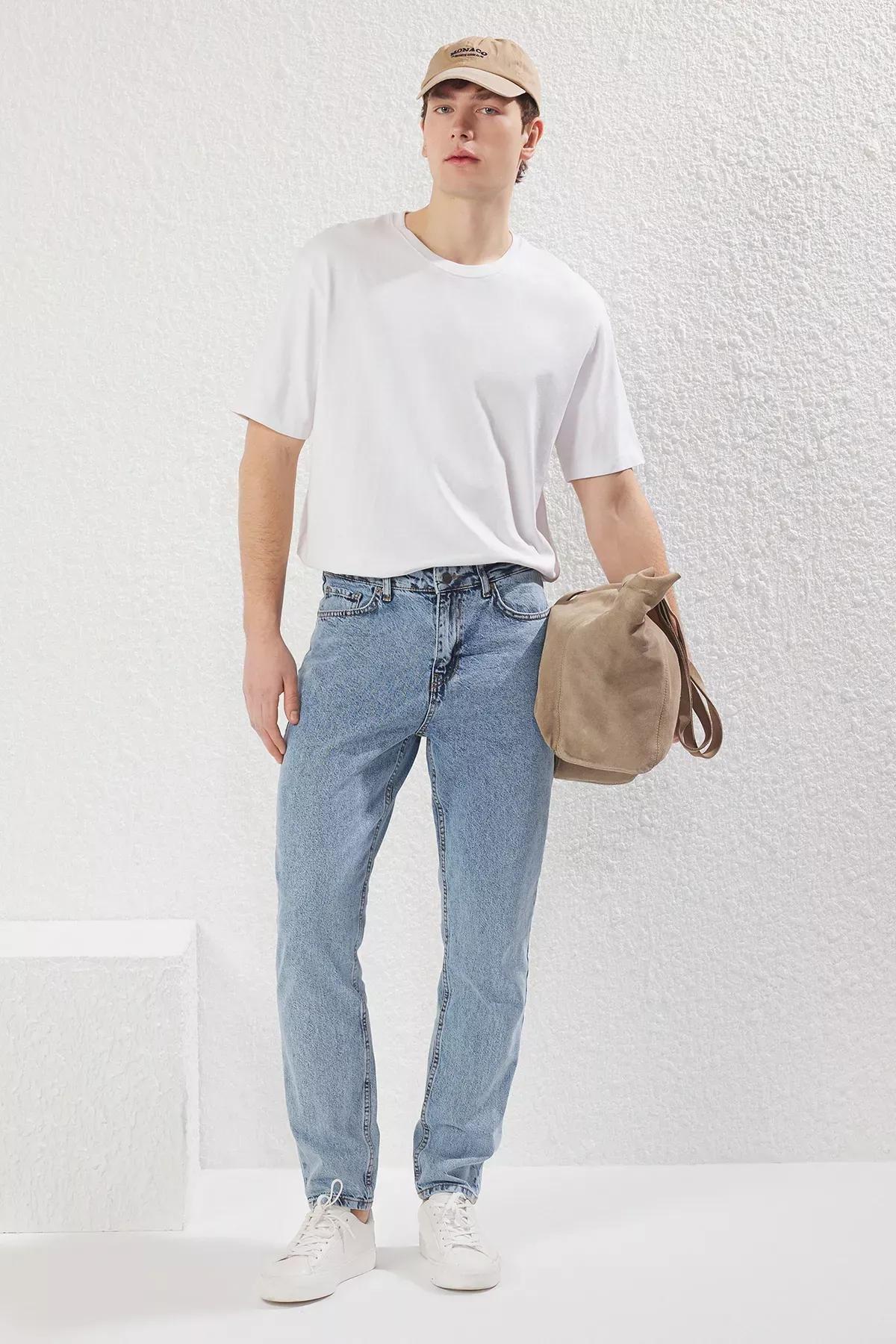 Blue Essential Fit Jeans, , large image number 1