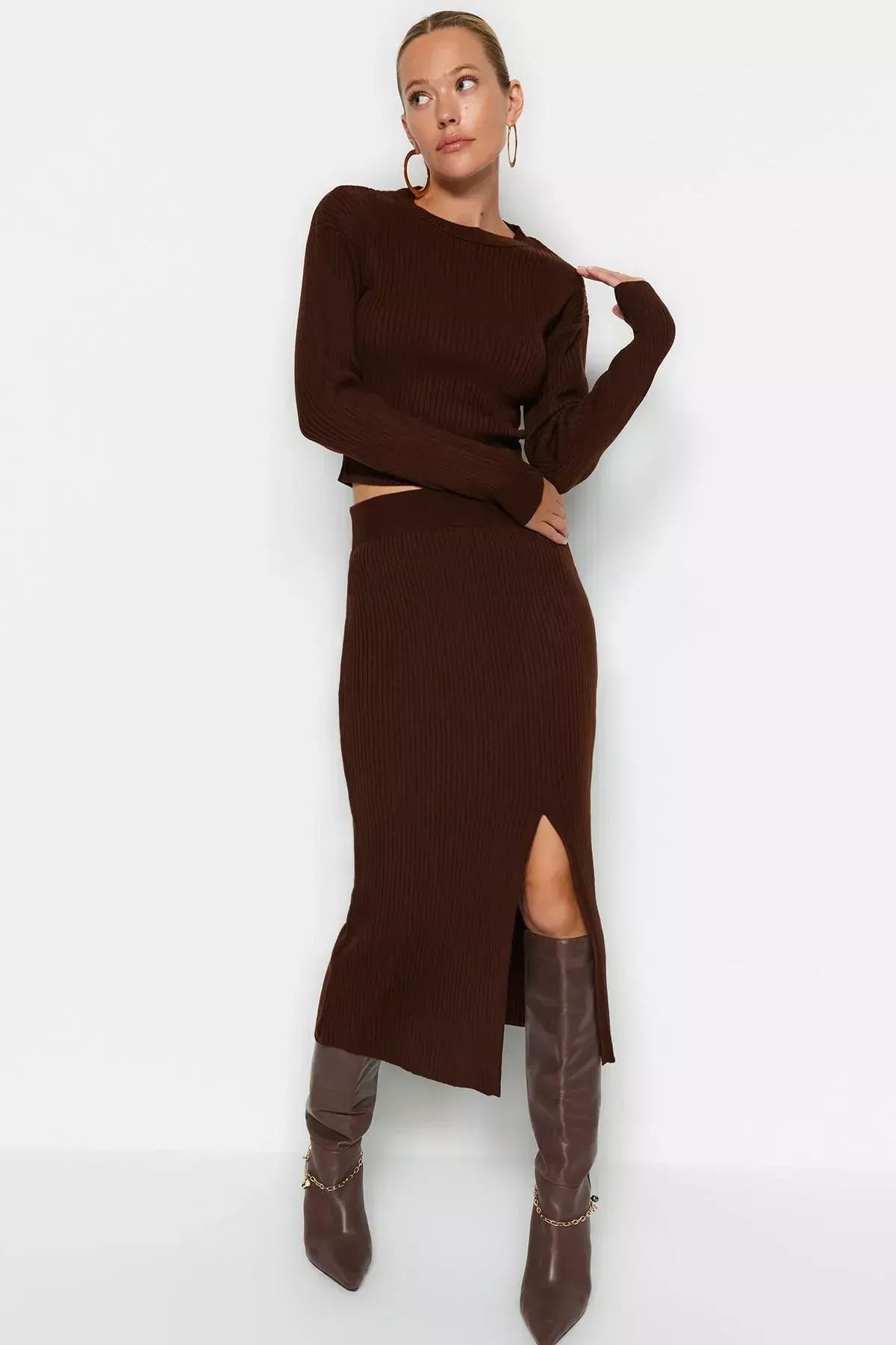 Brown A-Line Off-Shoulder Co-Ord Set, Brown, large image number 4