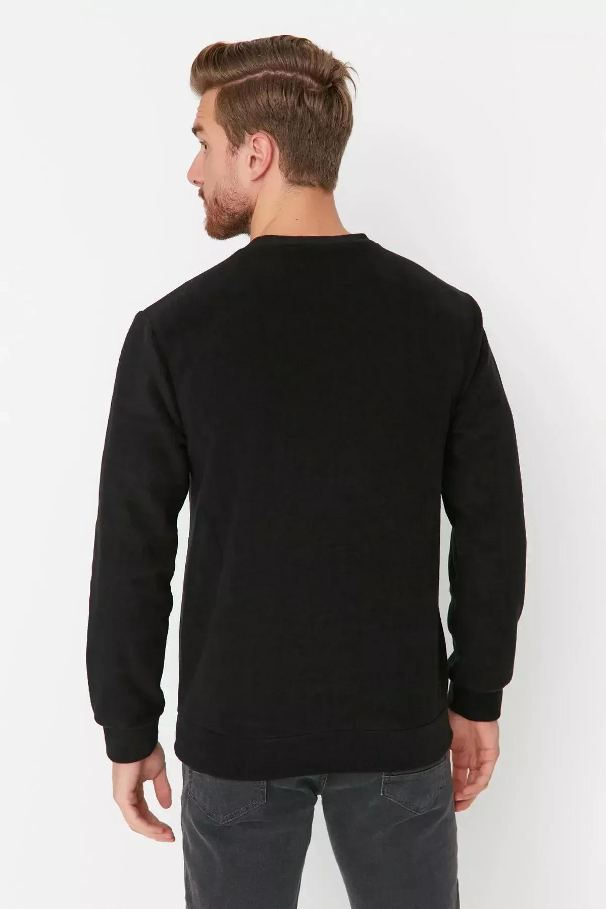Black Crew Neck Sweatshirt, Black, large image number 4