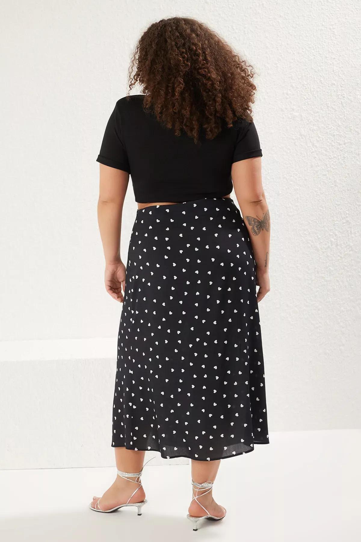 Black Heart Slit Midi Skirt, , large image number 4