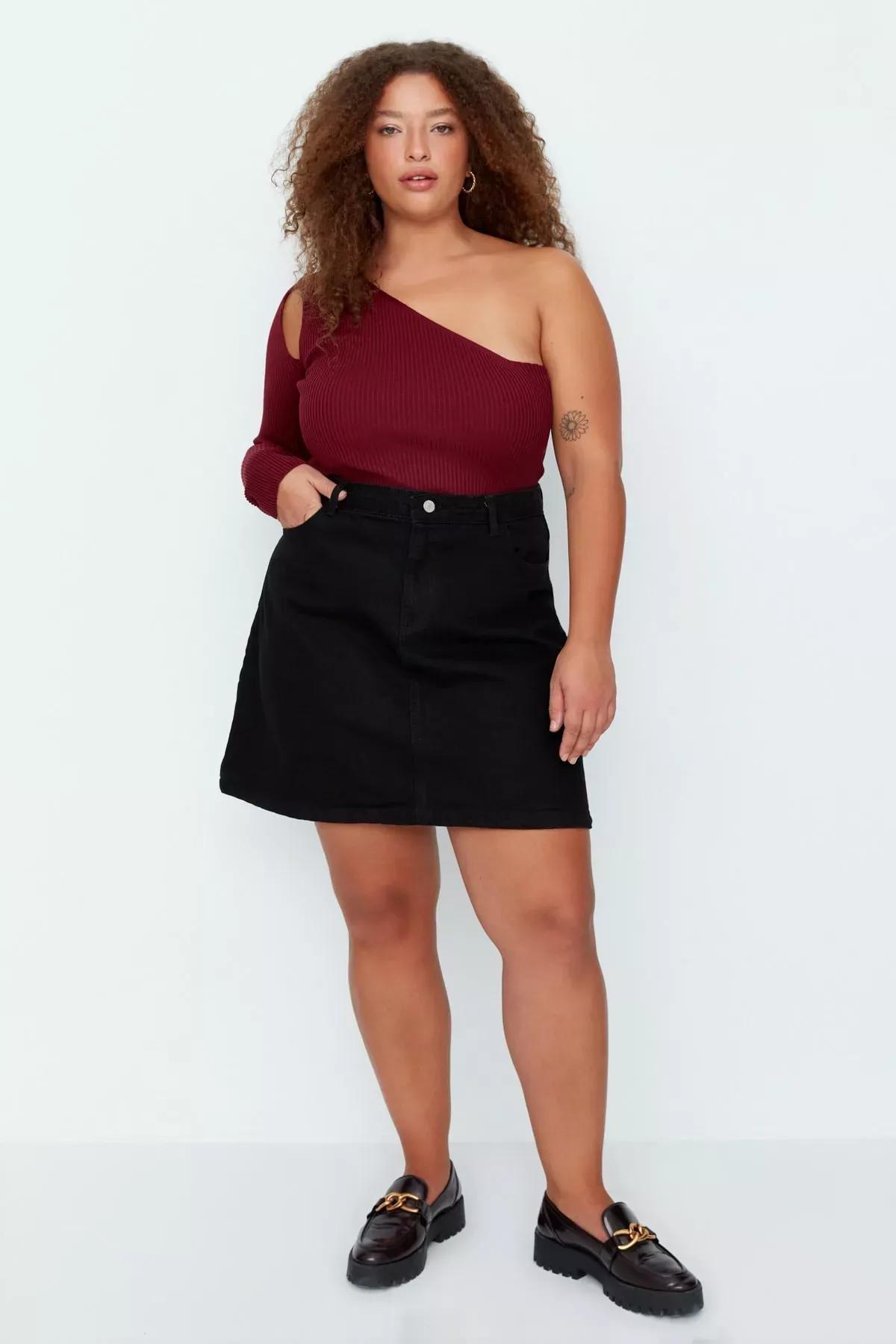 Black Plus Size Mini Skirt, , large image number 0