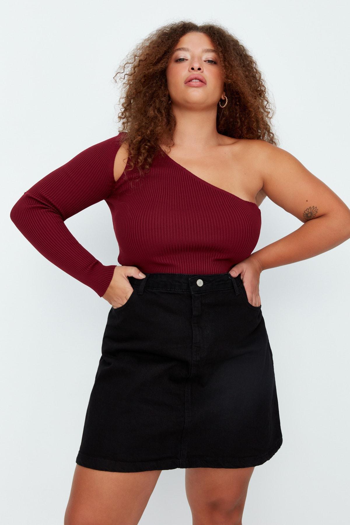 Black Plus Size Mini Skirt, , large image number 2