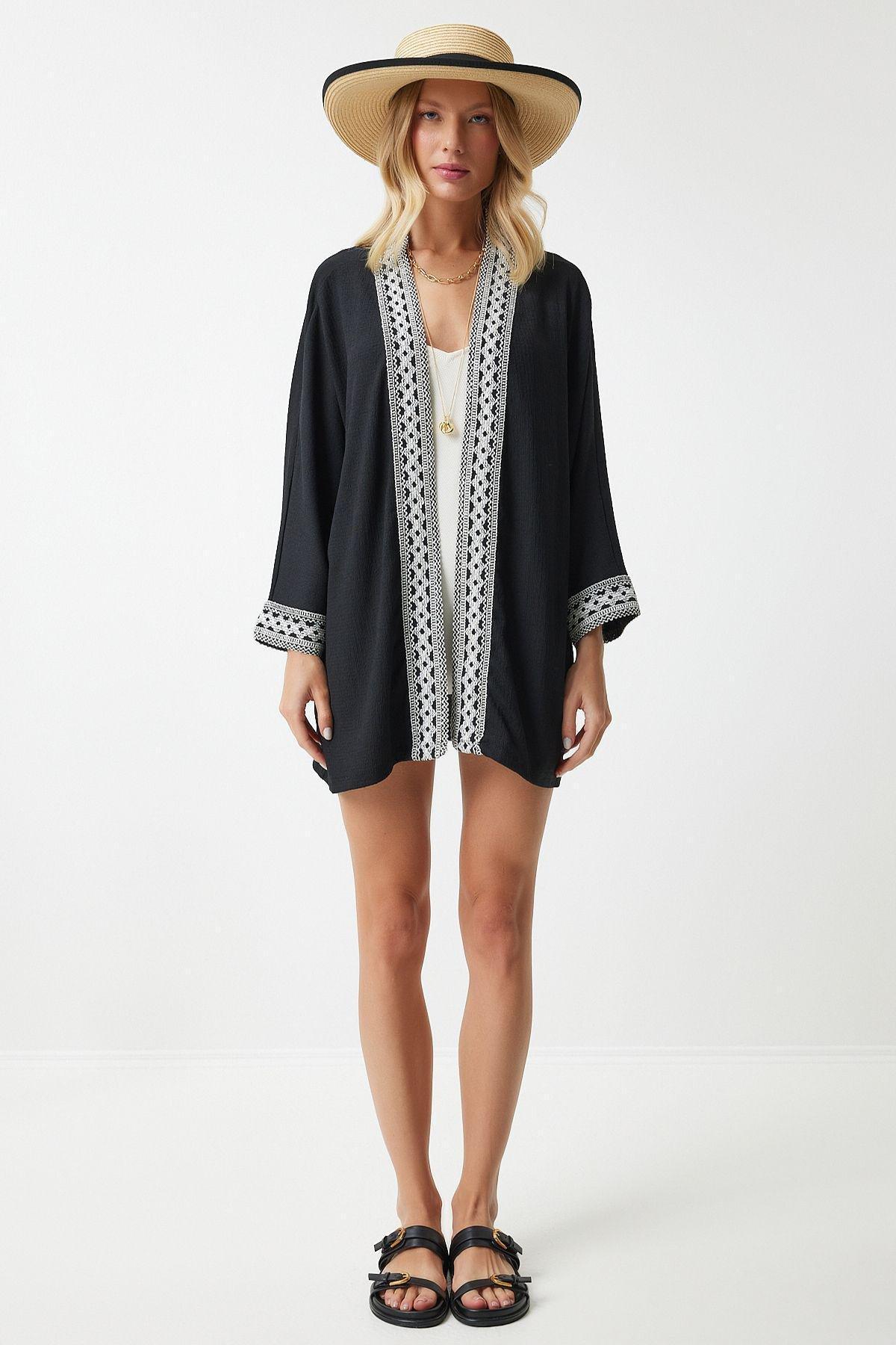 Black Embroidered V-Neck Kimono, BLACK, large image number 3