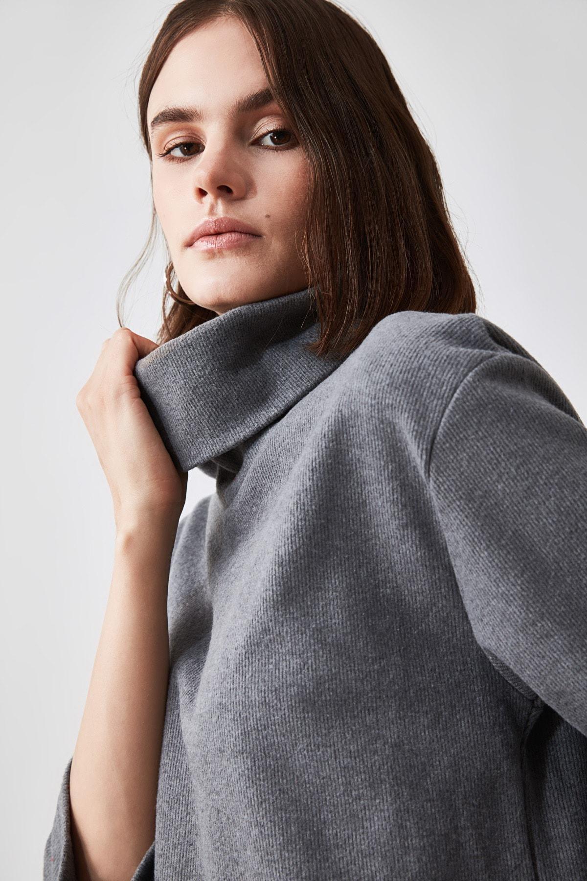 Grey Turtleneck Shift Dress, Gray, large image number 7