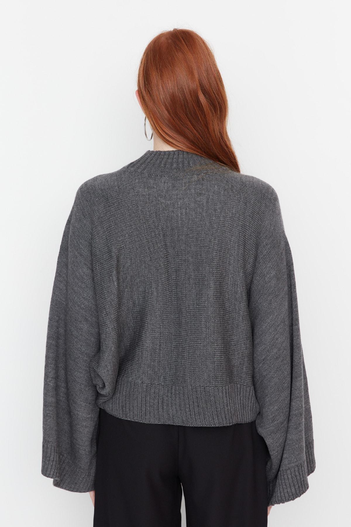 Grey Batwing Sleeve Sweater, , large image number 4