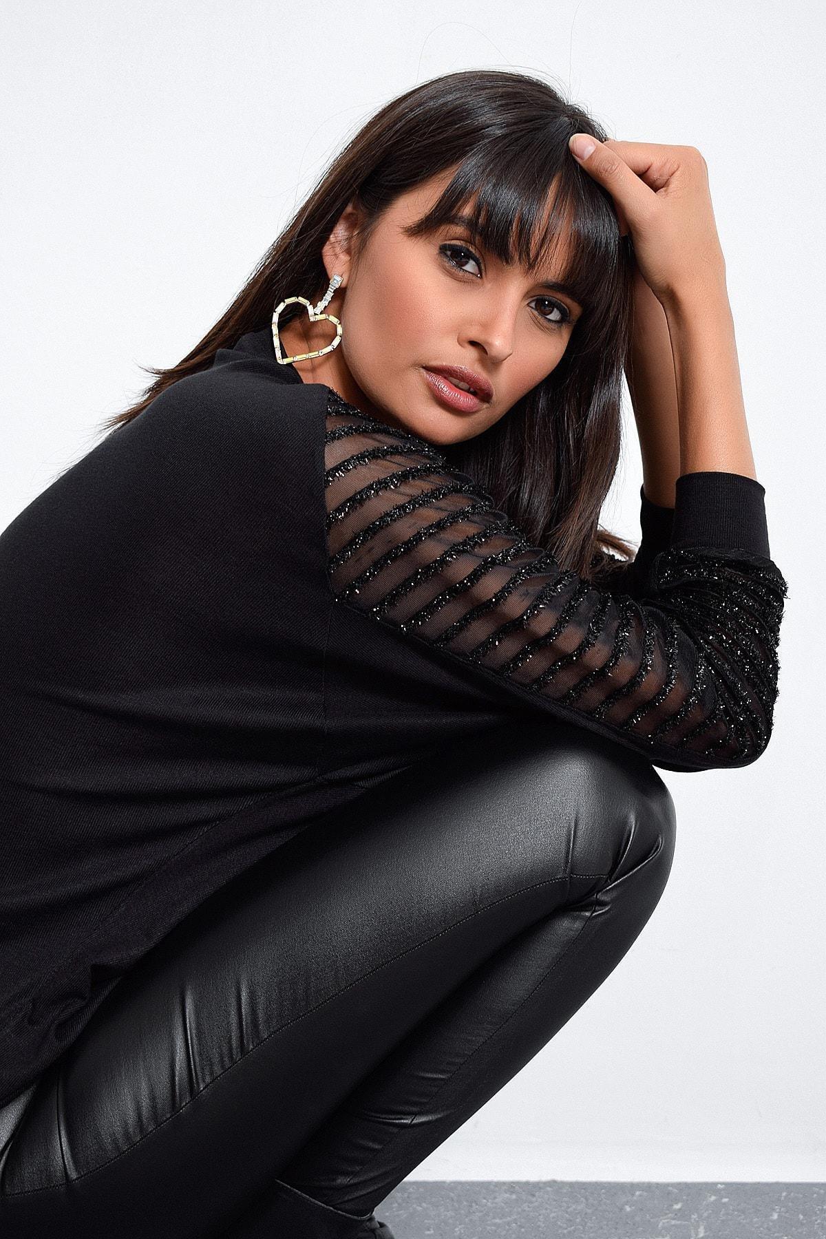 Black Crew Neck Blouse, , large image number 0