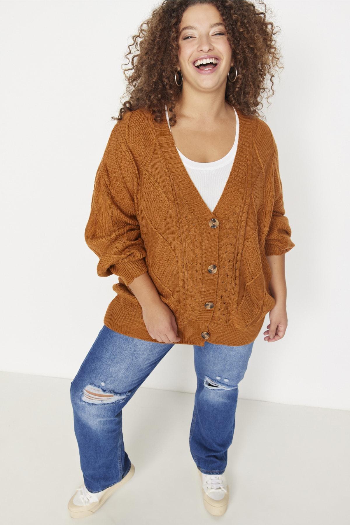 Brown Relaxed Knitted Plus Size Cardigan, , large image number 1