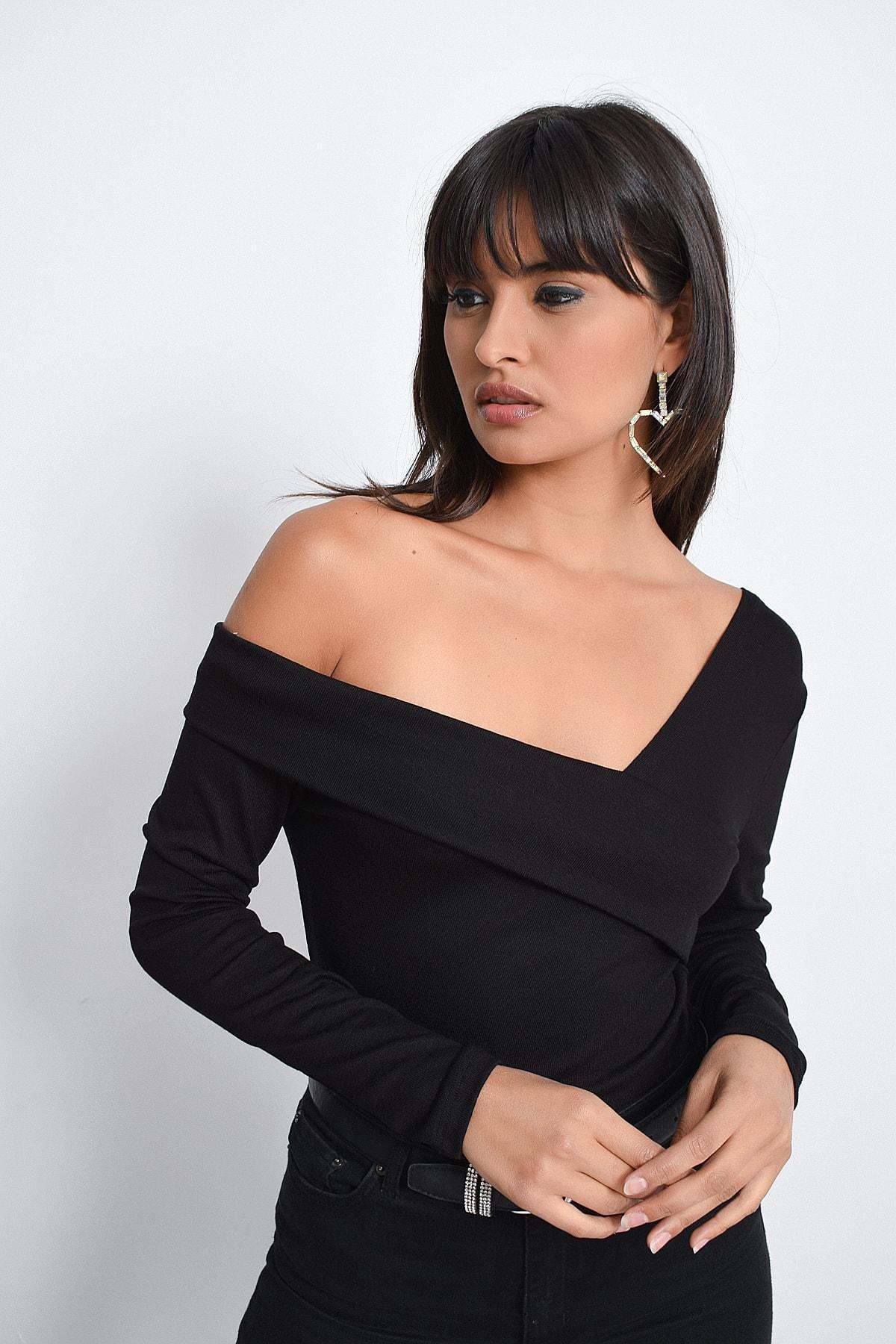 Black Fitted Blouse, BLACK, medium