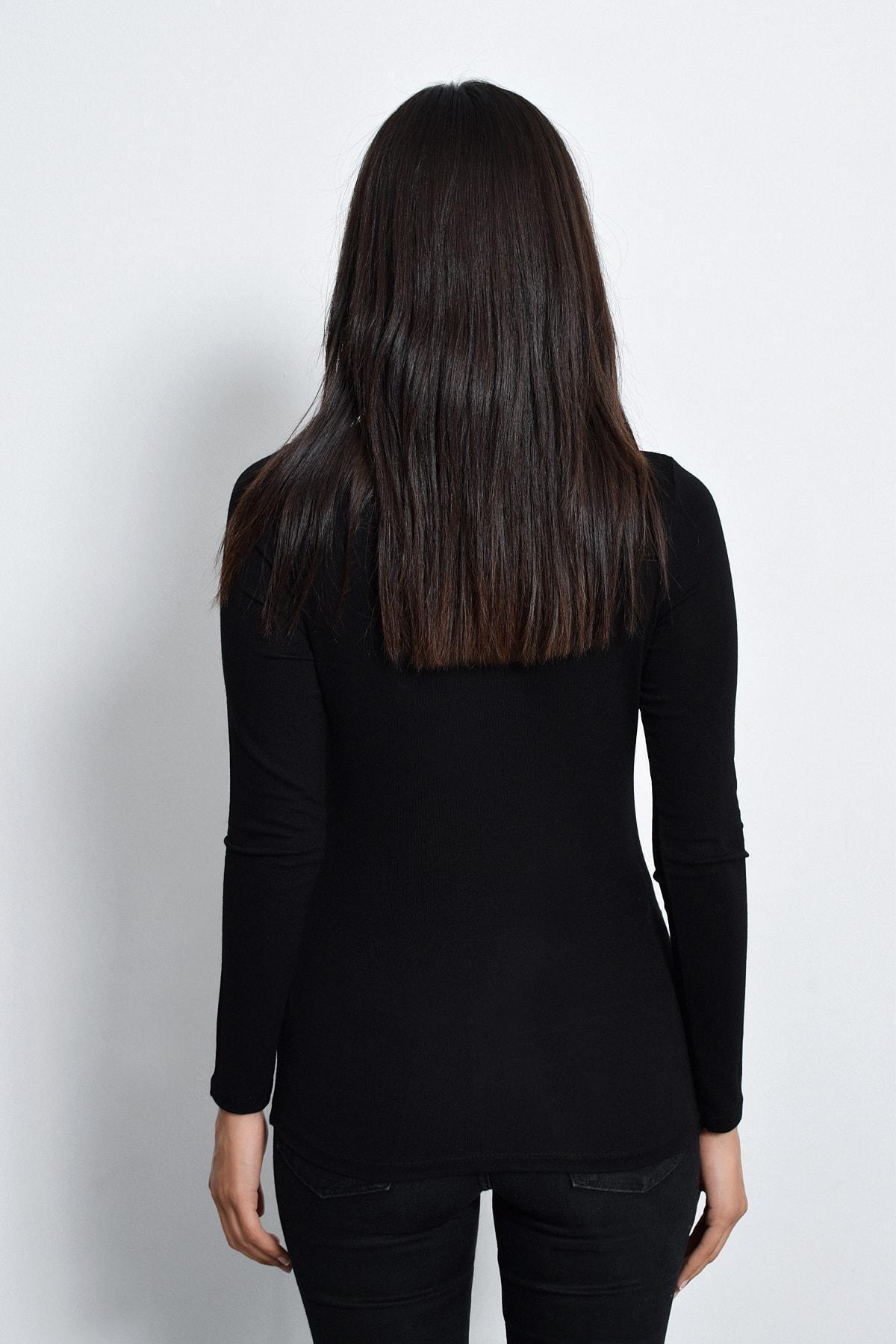 Black Turtleneck Fitted Blouse, , large image number 3