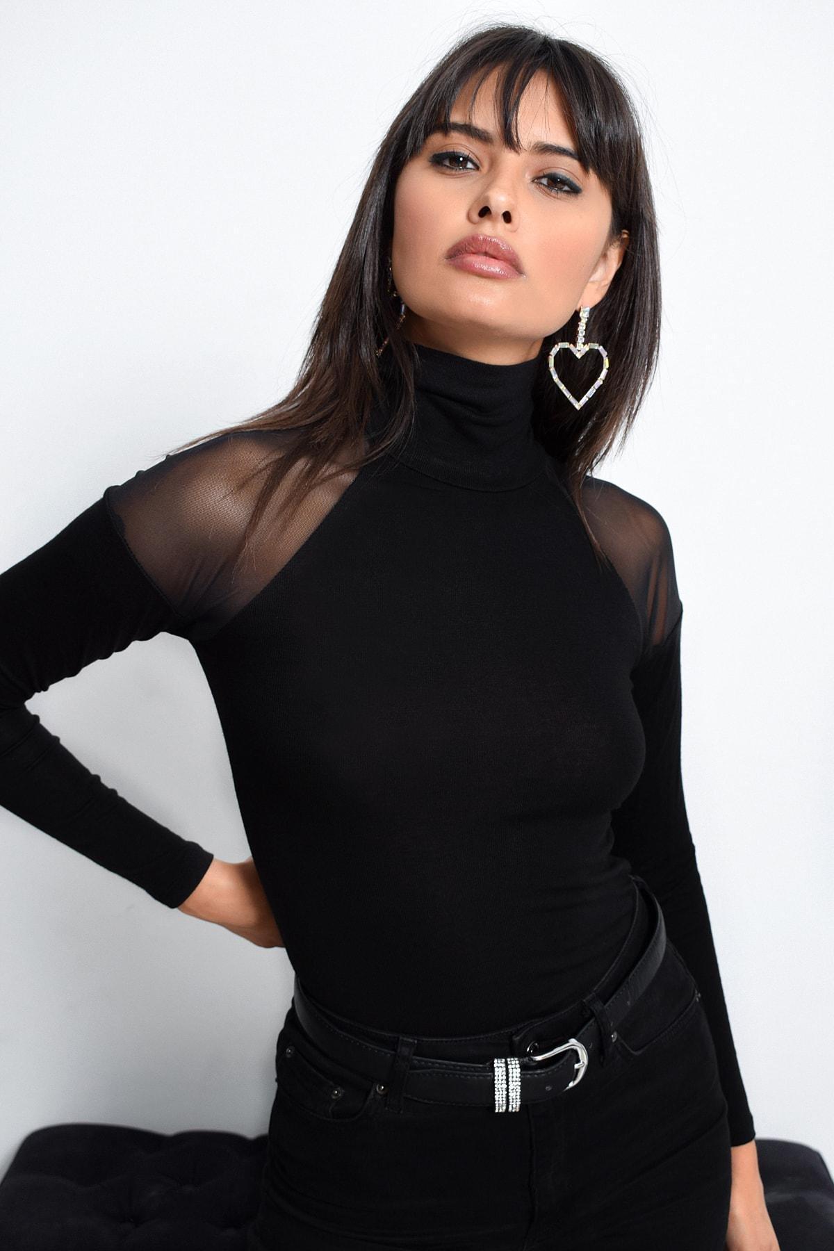 Black Turtleneck Fitted Top, BLACK, large image number 1