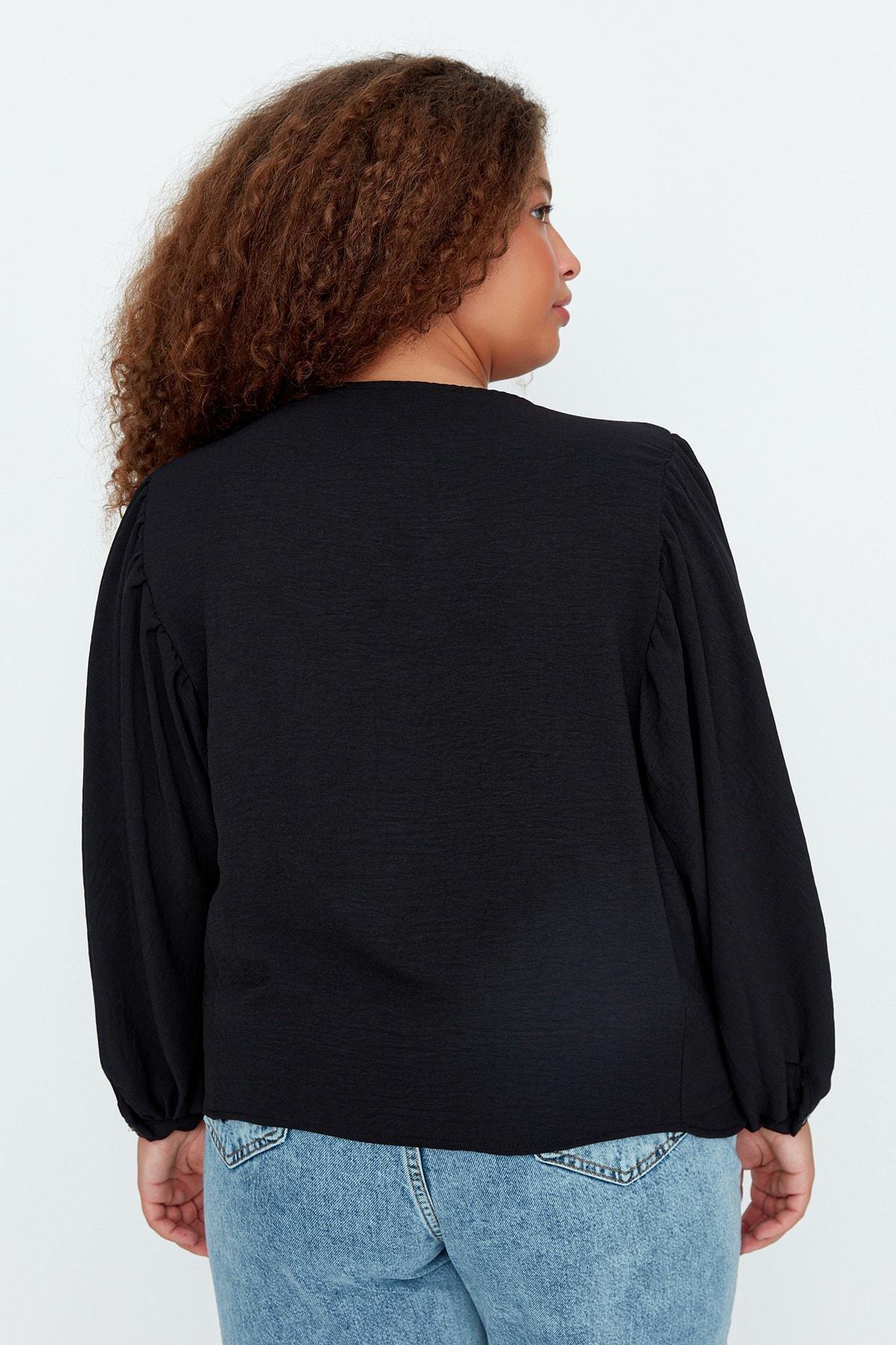 Black V-Neck Plus Size Shirt, , large image number 4