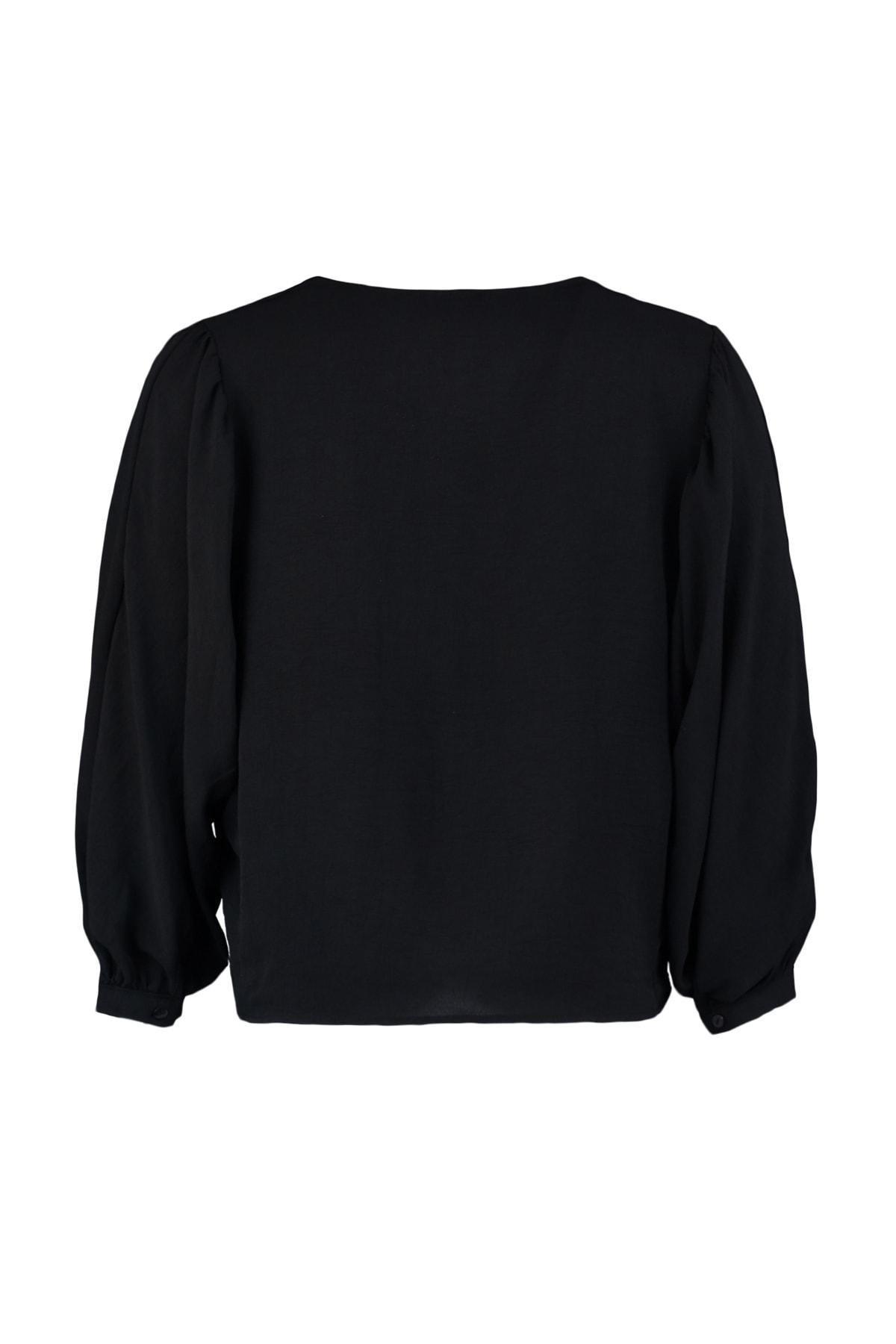 Black V-Neck Plus Size Shirt, , large image number 5
