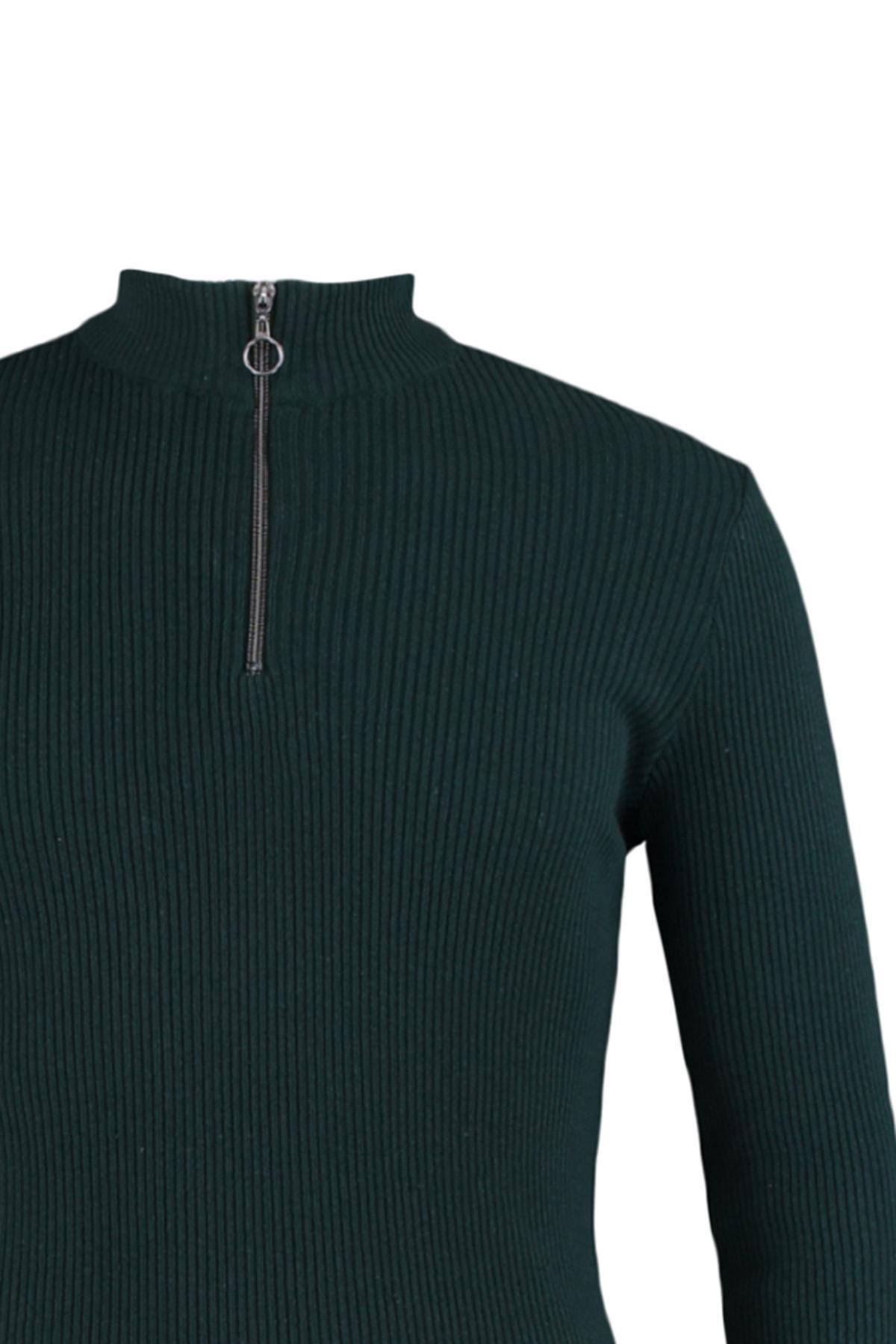 Green Fitted Standing Collar Sweater, , large image number 7