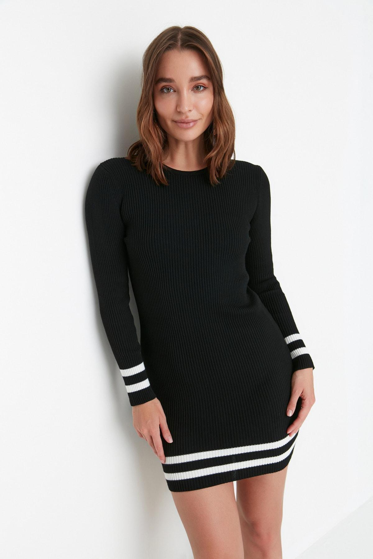 Black Pullover Mini Dress, , large image number 3