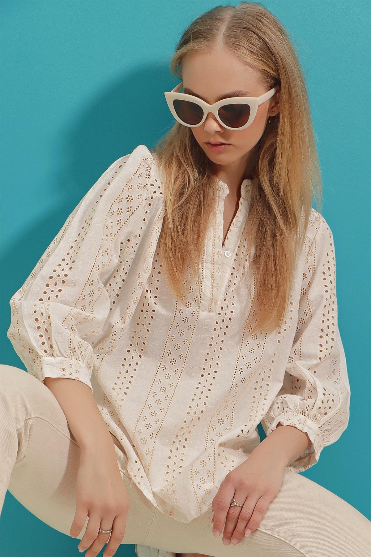 Ecru Ruffle Sleeve Blouse, , large image number 3