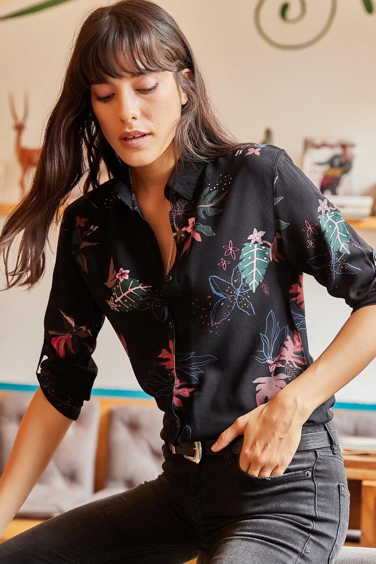 Black Pastel Floral Shirt, BLACK, large image number 1