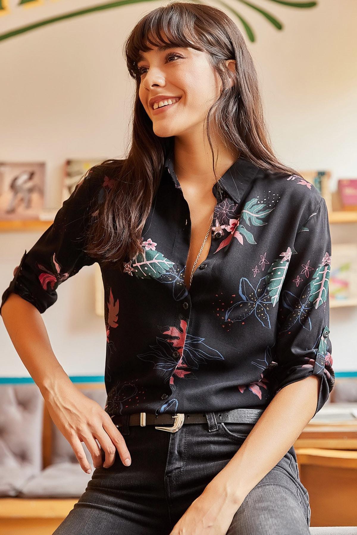 Black Pastel Floral Shirt, BLACK, large image number 2