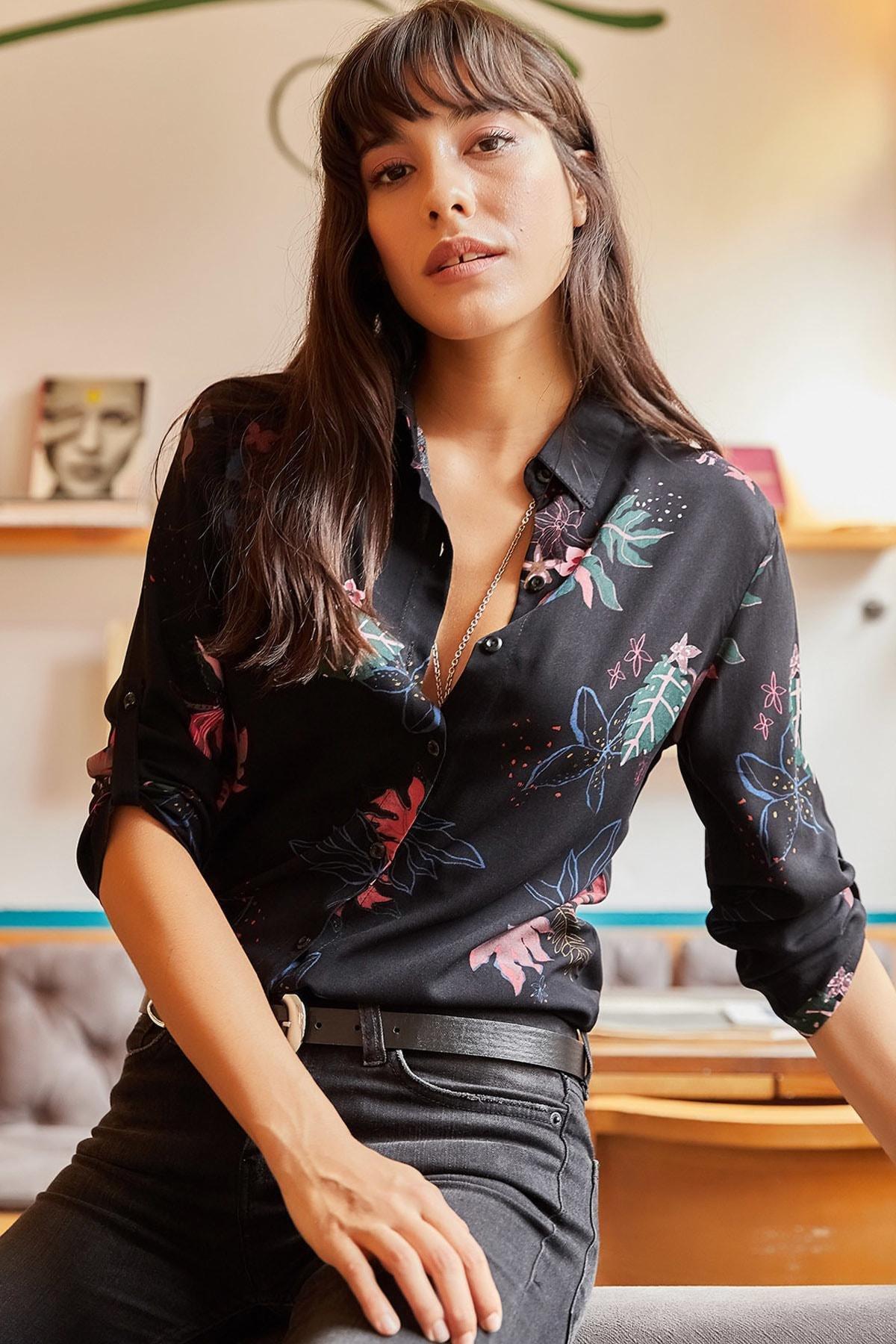 Black Pastel Floral Shirt, BLACK, large image number 3