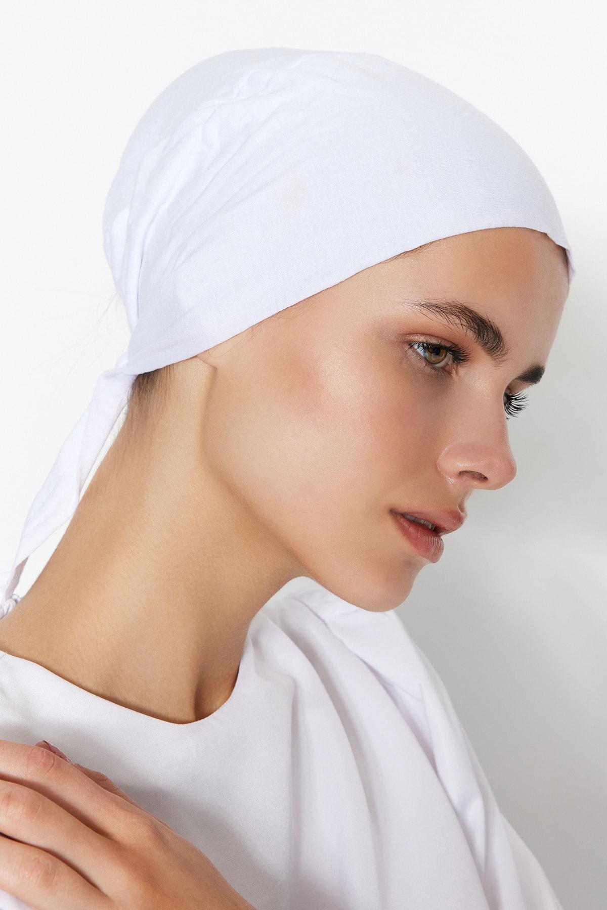 Bonnet - White, C101_6998, large image number 1