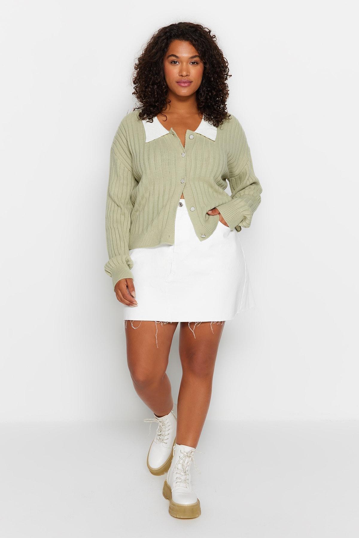 Green Peter Pan Collar Plus Size Cardigan, , large image number 1