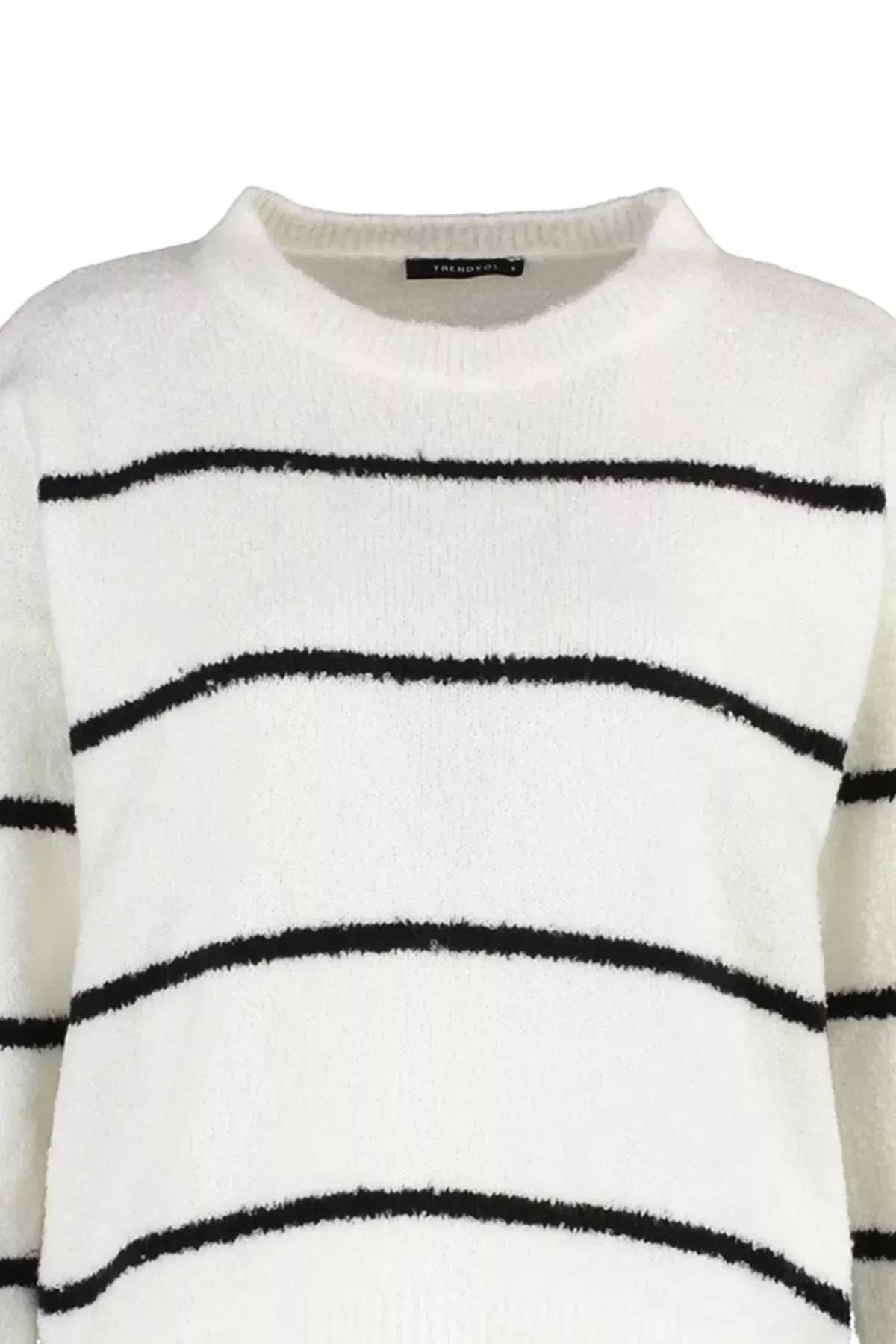 White Striped Crew Neck Sweater, Ecru, large image number 5