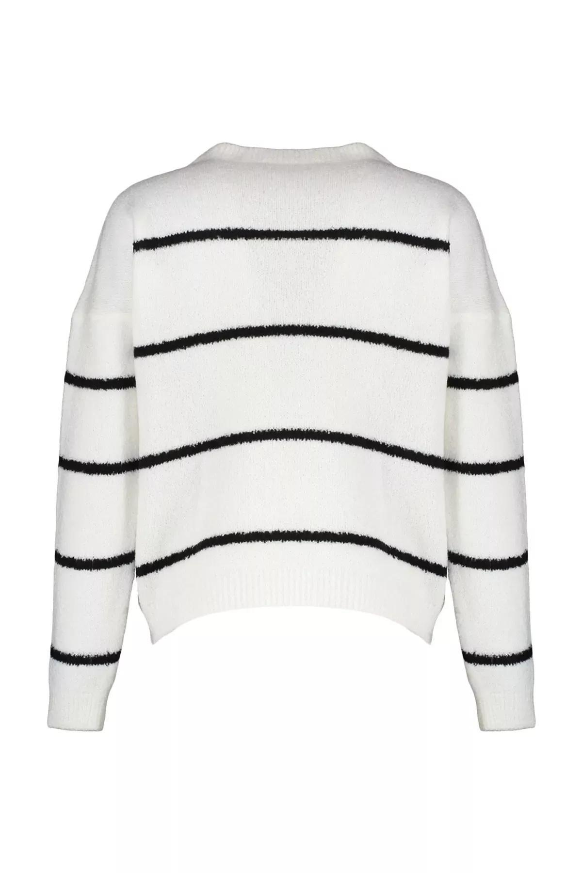 White Striped Crew Neck Sweater, Ecru, large image number 6