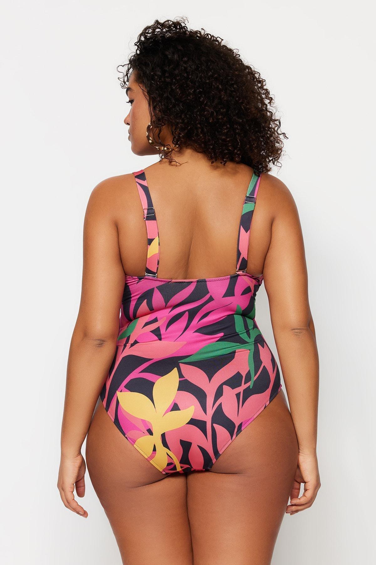 Black Graphic Plus Size Swimsuit, , large image number 4