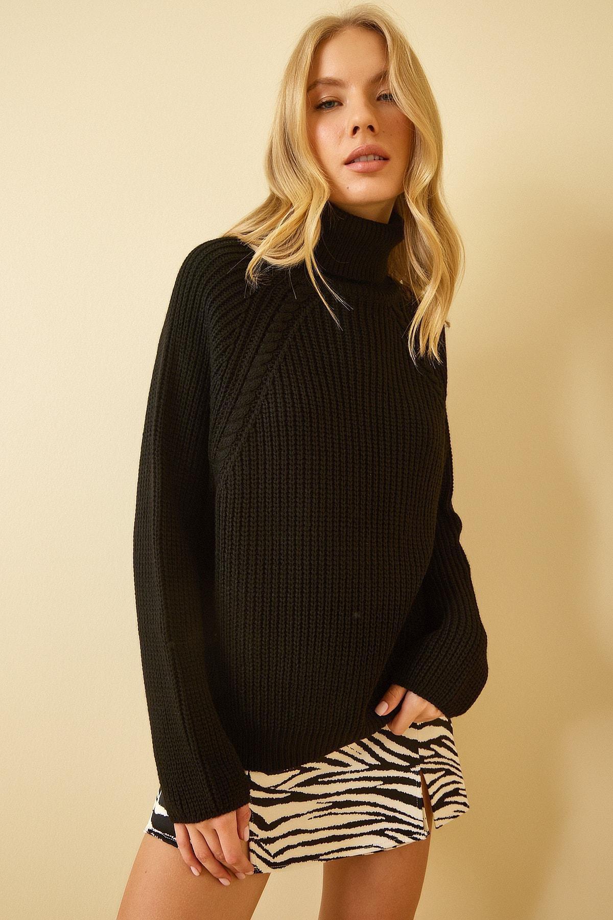 Black Turtleneck Oversize Sweater, , large image number 5